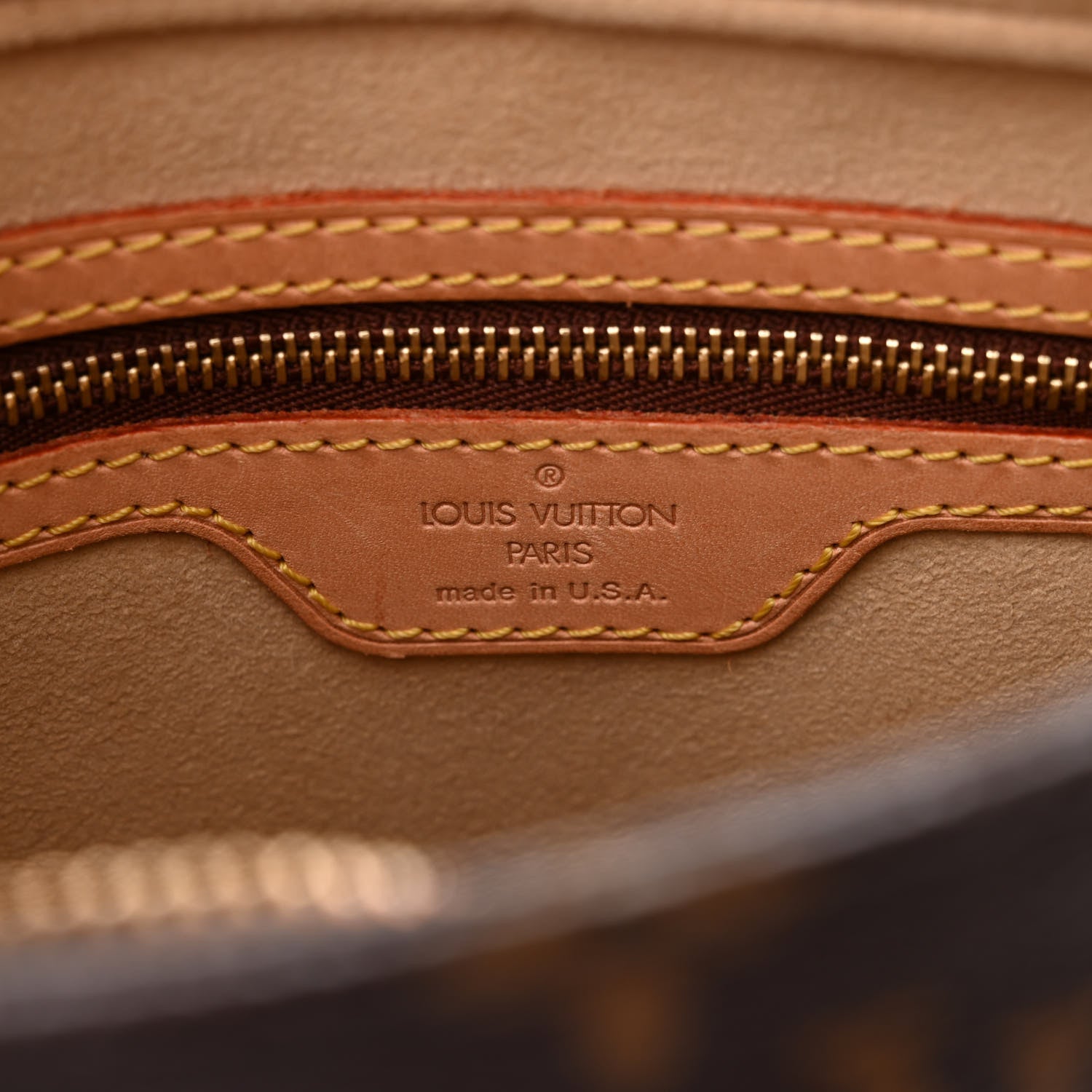 Louis Vuitton Monogram Looping MM 6 of 10