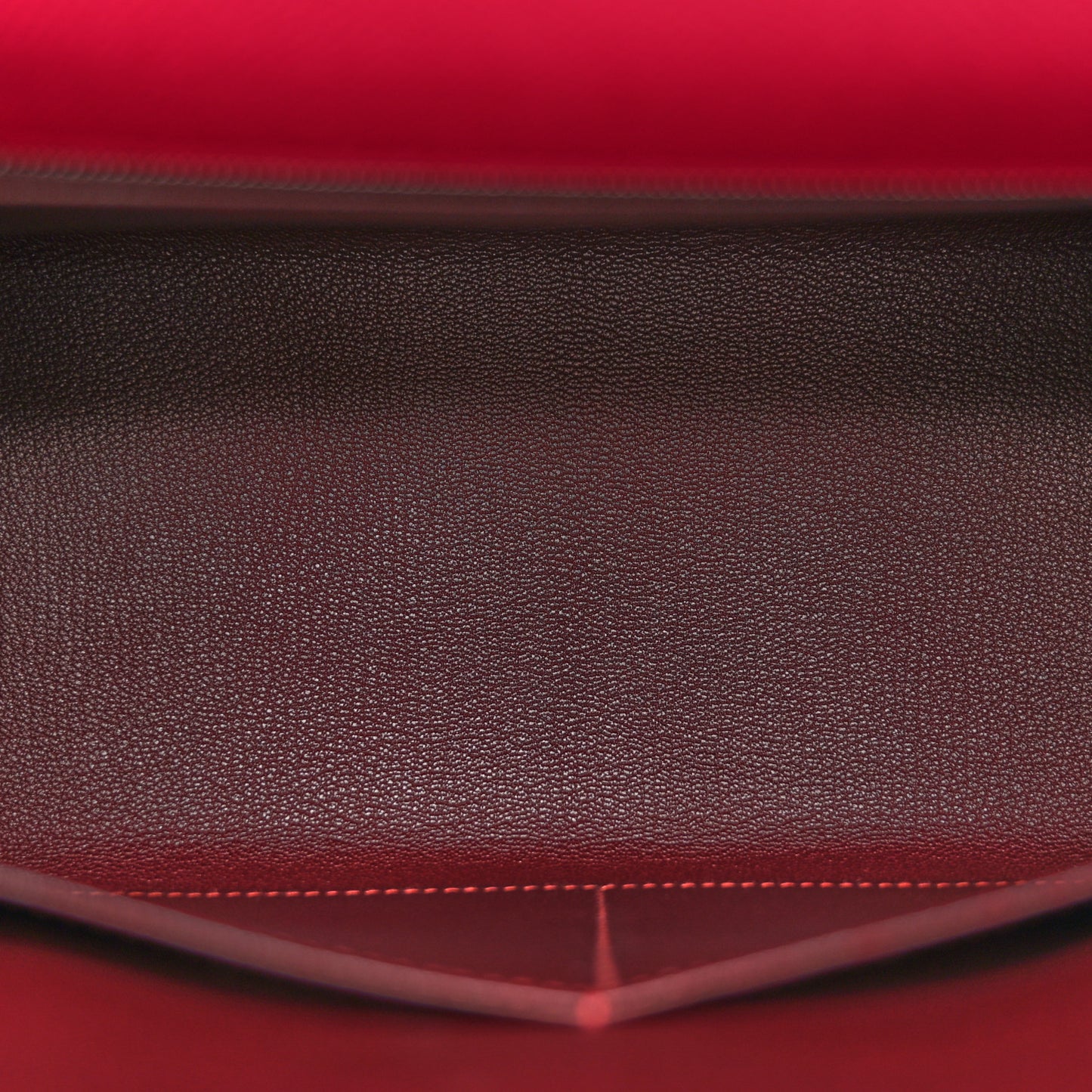 Epsom Verso Kelly Sellier 28 Framboise Prune