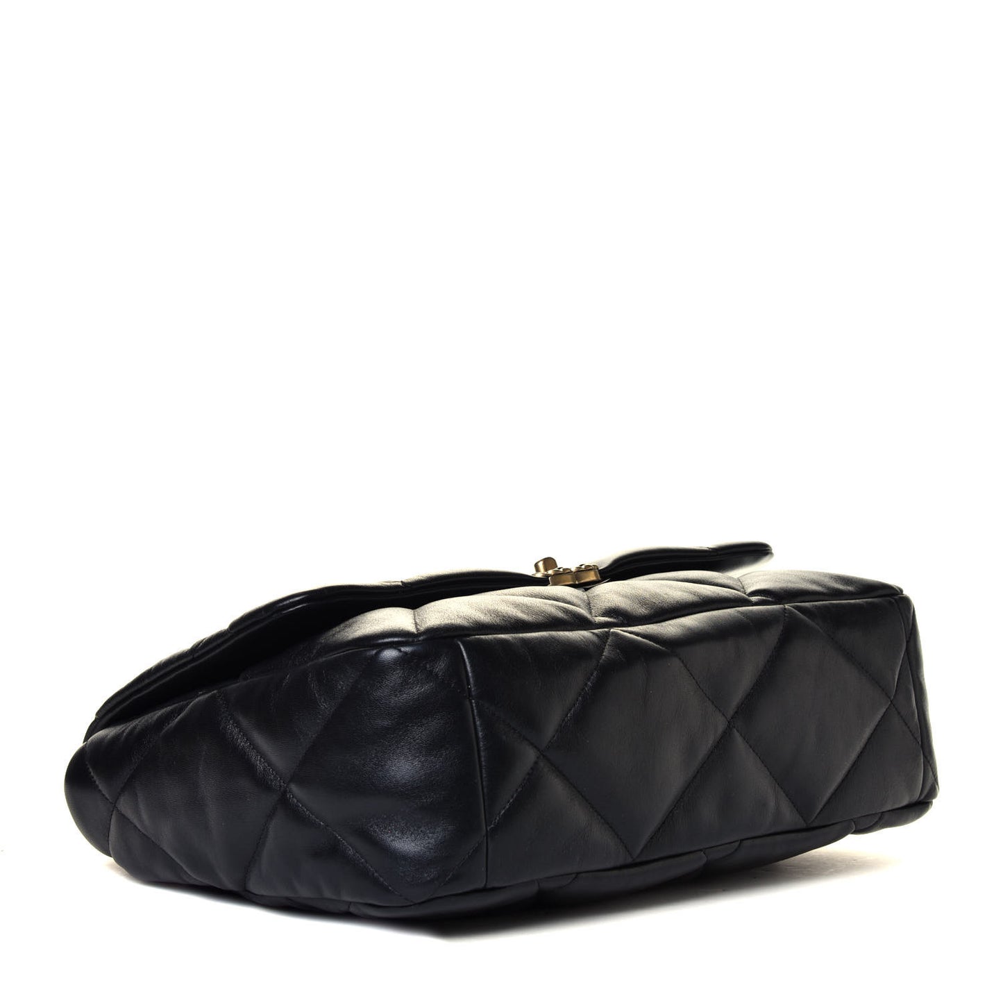 Lambskin Quilted Maxi Chanel 19 Flap Black