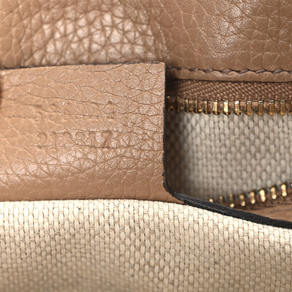Gucci Pebbled Calfskin Medium Soho Flap Crossbody Camelia 7 of 10