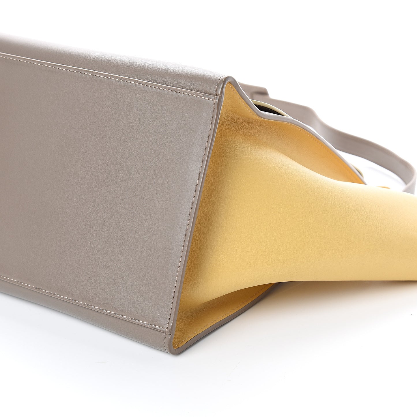 Smooth Calfskin Medium Tri-Color Trapeze Butter