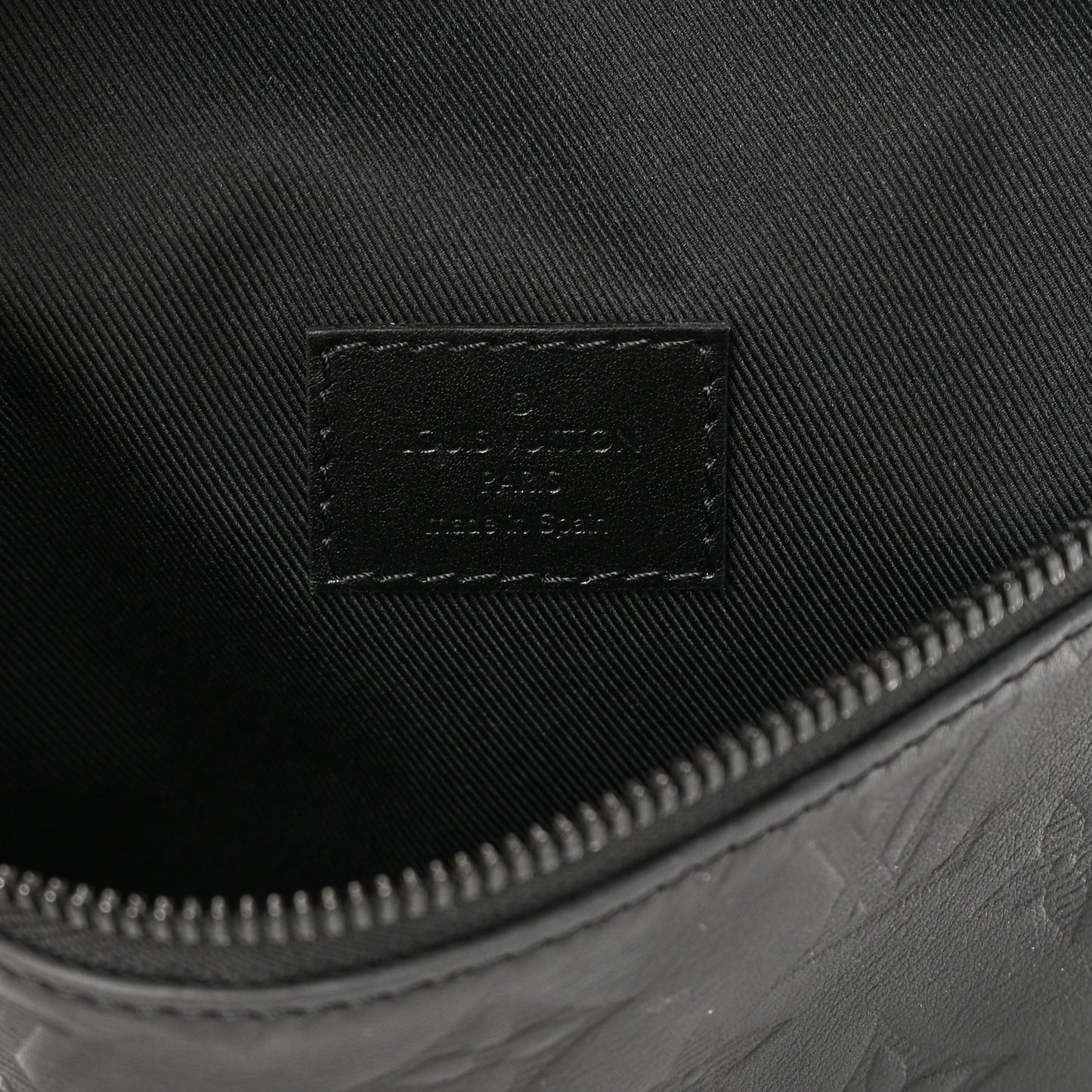 Calfskin Monogram Shadow Discovery Bumbag Black