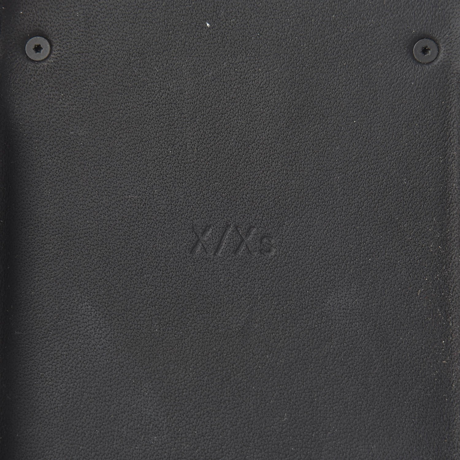 Louis Vuitton Reverse Monogram Eye-Trunk iPhone X/XS Case 6 of 6