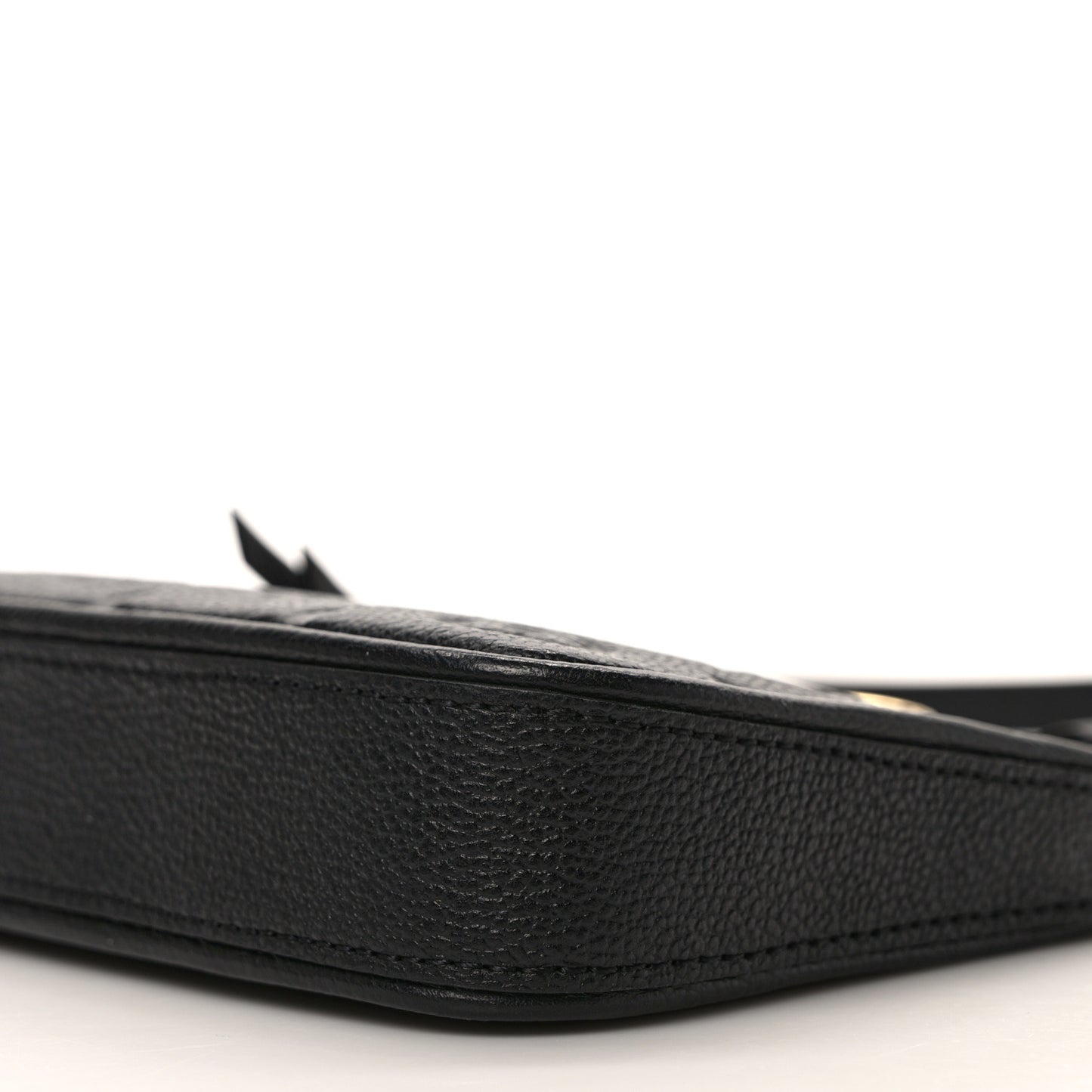 Empreinte Easy Pouch On Strap Black