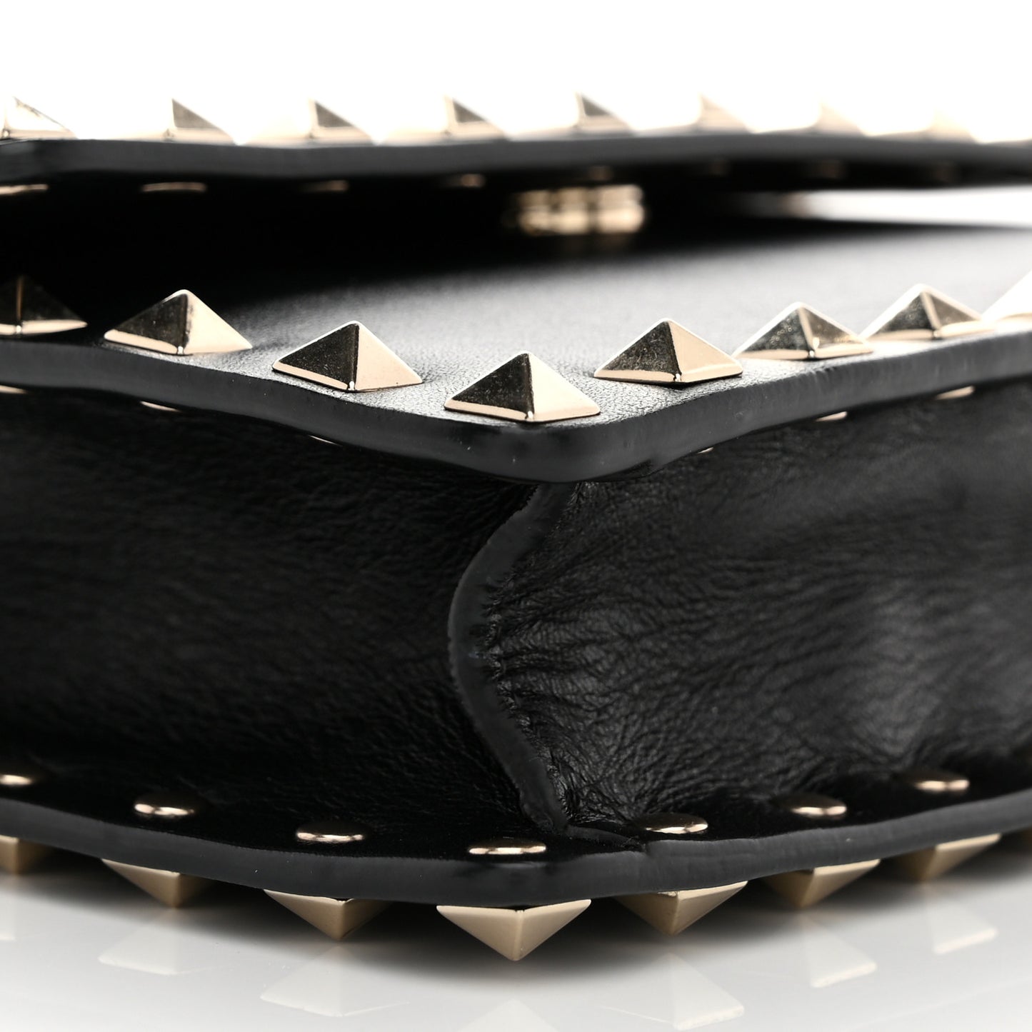 Vitello Mini Rockstud Wallet on Chain Black