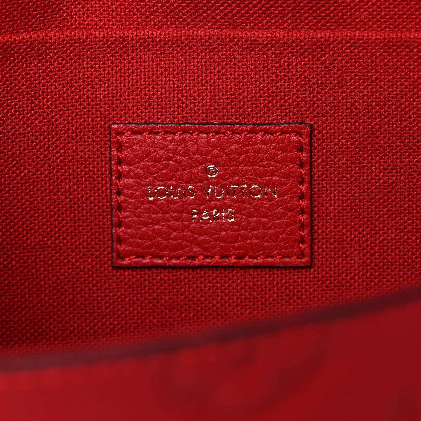 Empreinte Pochette Felicie Chain Wallet Cherry