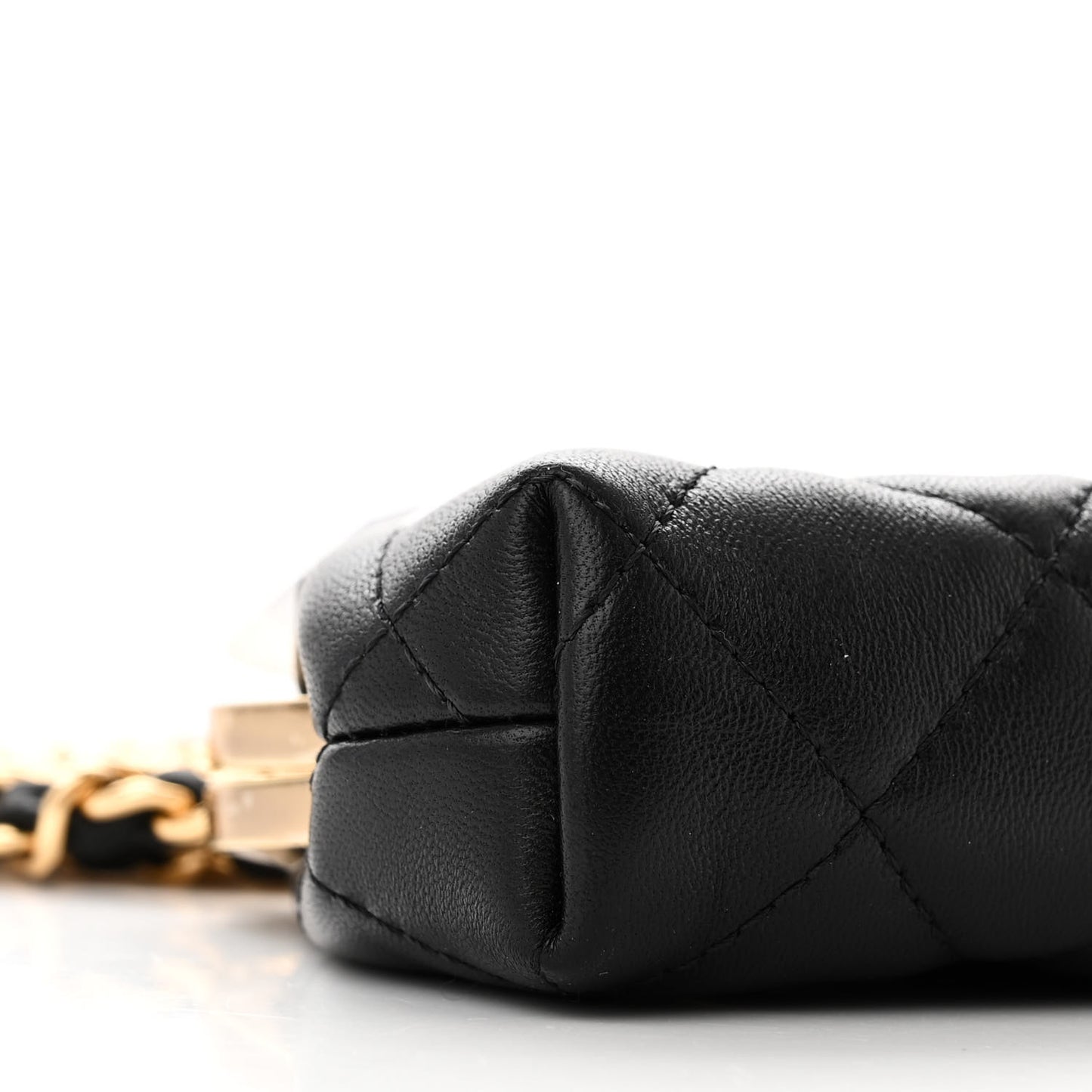 Lambskin Quilted Mini Kiss Lock Clutch With Chain Black