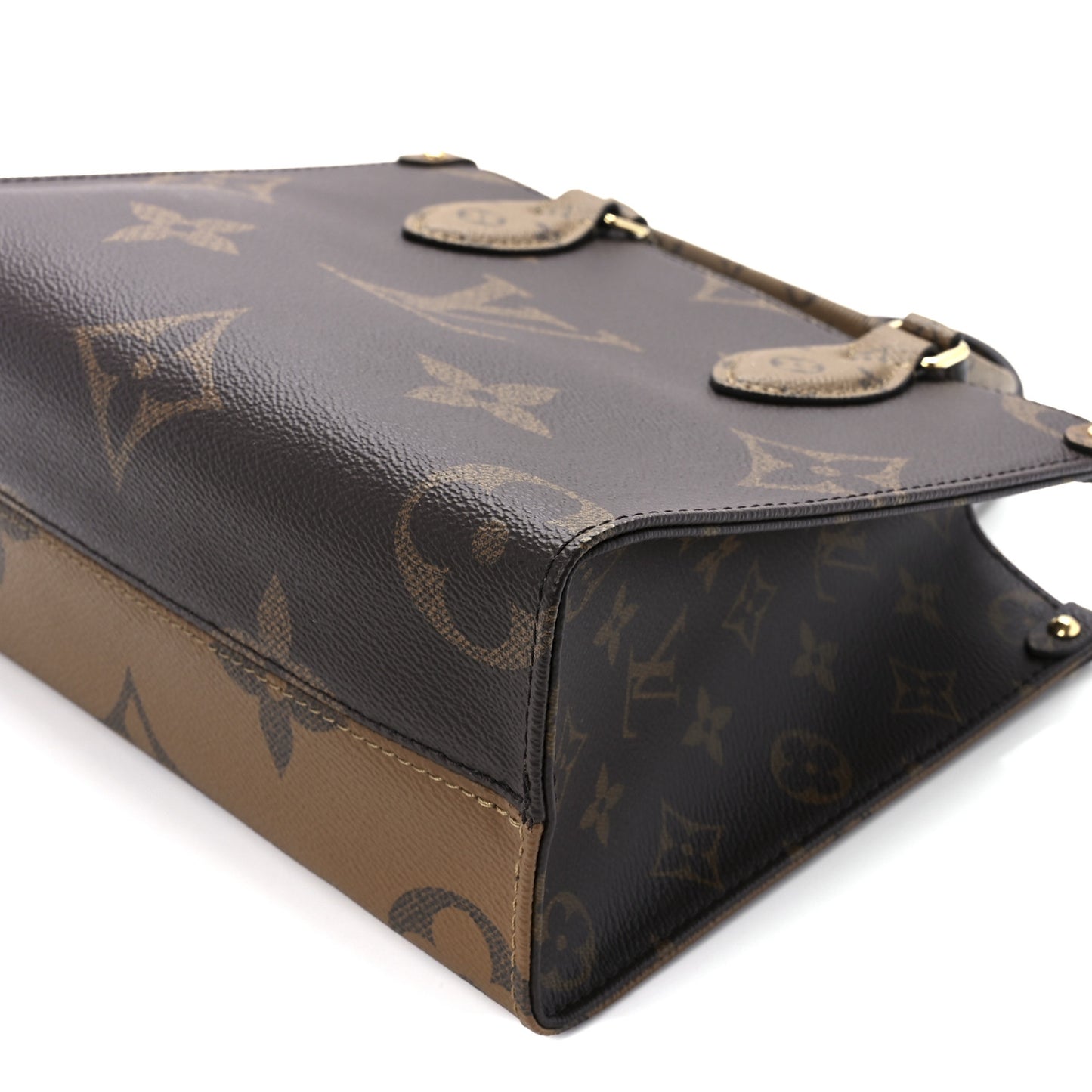 Reverse Monogram Giant Onthego PM