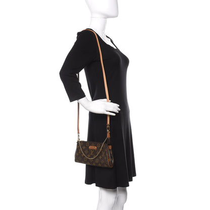 Louis Vuitton Monogram Eva Clutch 2 of 12