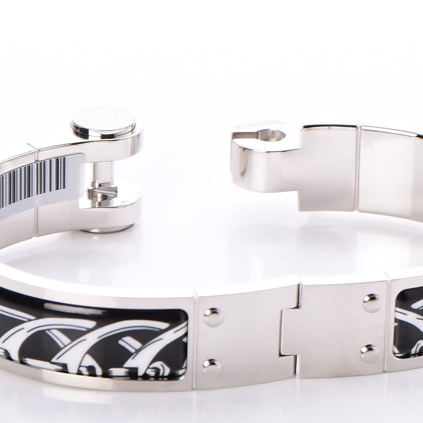 Enamel Printed Narrow Balades Equestres Positif Negatif Hinged Bracelet M Black