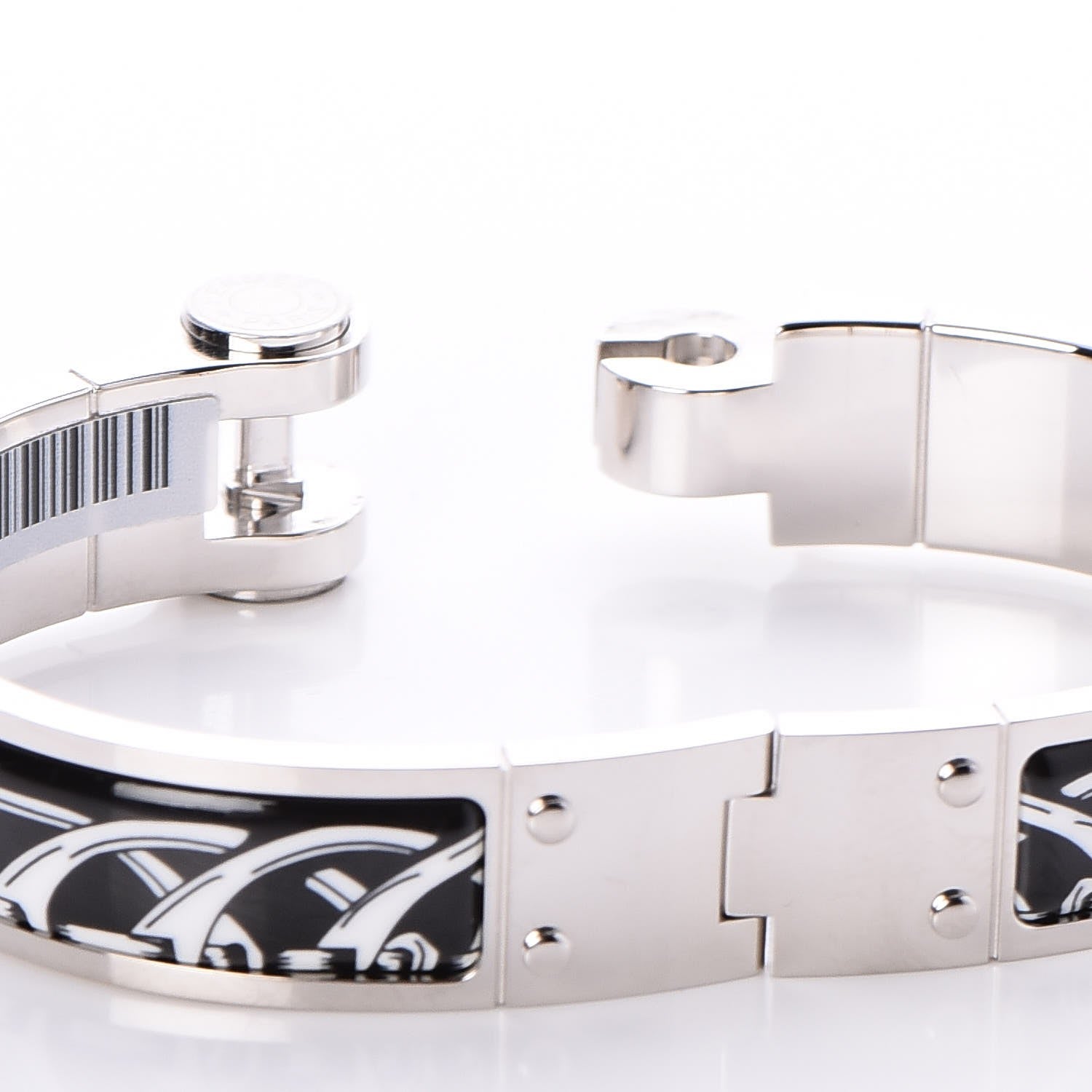 Hermes Enamel Printed Narrow Balades Equestres Positif Negatif Hinged Bracelet M Black 4 of 5