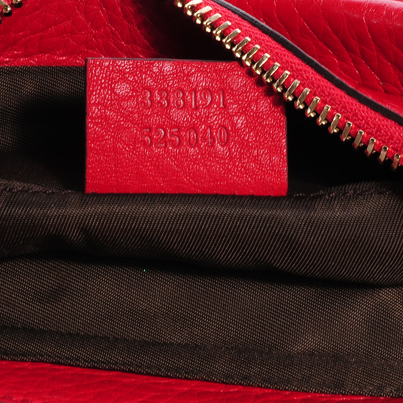 Gucci Pebbled Calfskin Soho Cosmetic Case Tabasco Red 8 of 8