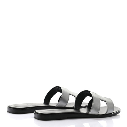Hermes Metallic Epsom Oran Sandals 37.5 Gris Argente 4 of 12