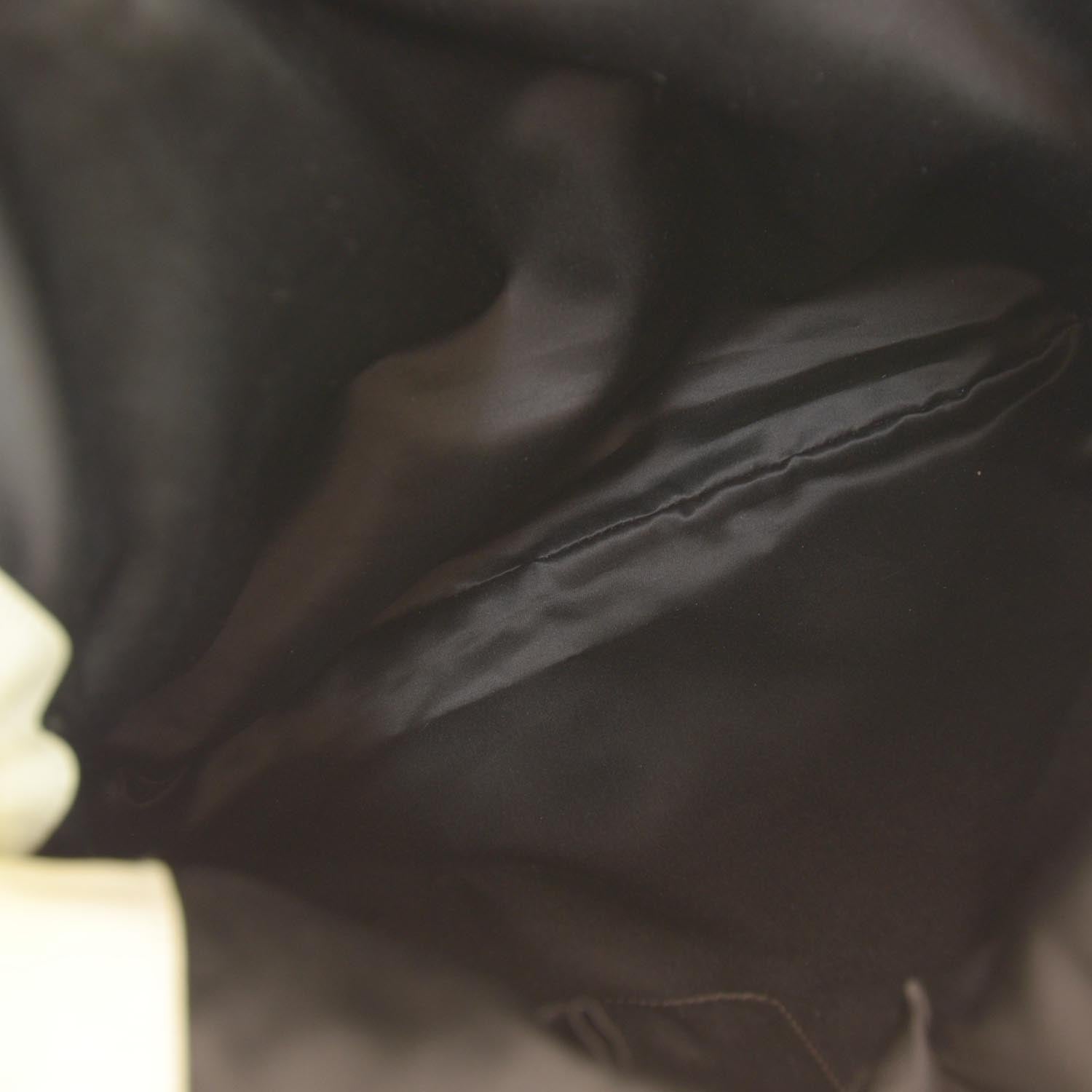 Saint Laurent Patent Tribute Tote Ivory 8 of 9
