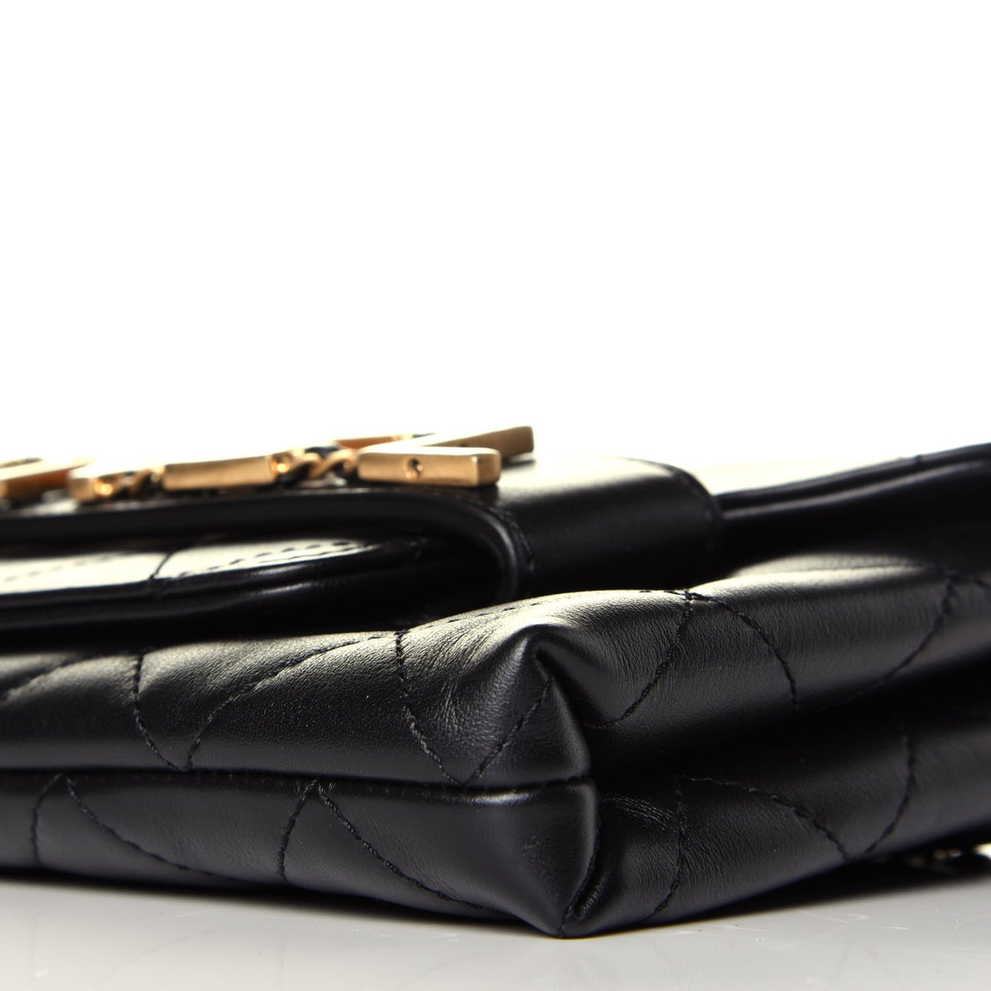 Calfskin Quilted Enchained Clutch Black