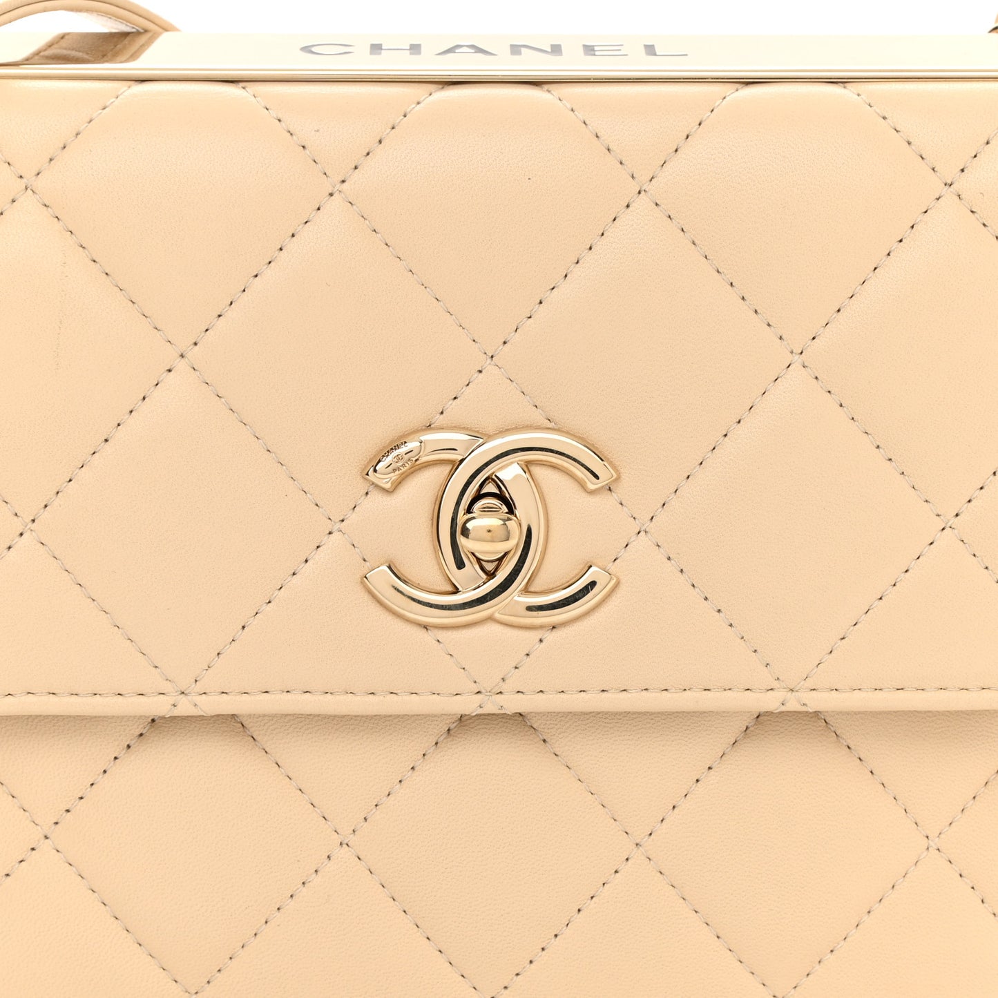 Lambskin Quilted Medium Trendy CC Flap Light Beige