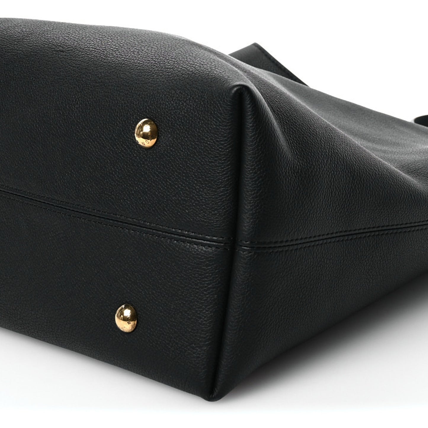 Grained Calfskin Low Key Hobo MM Black