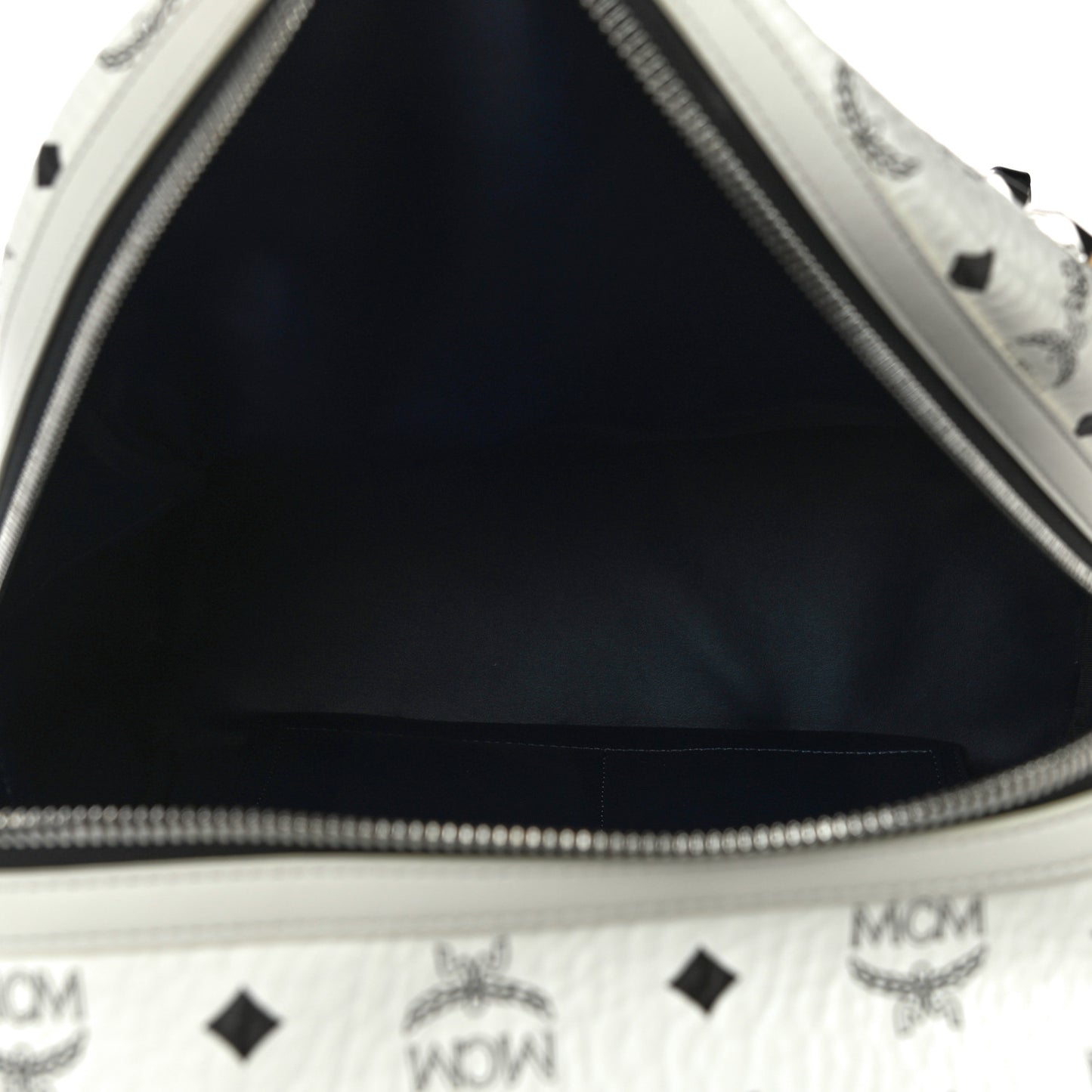 Visetos Studded Medium Stark M Backpack White