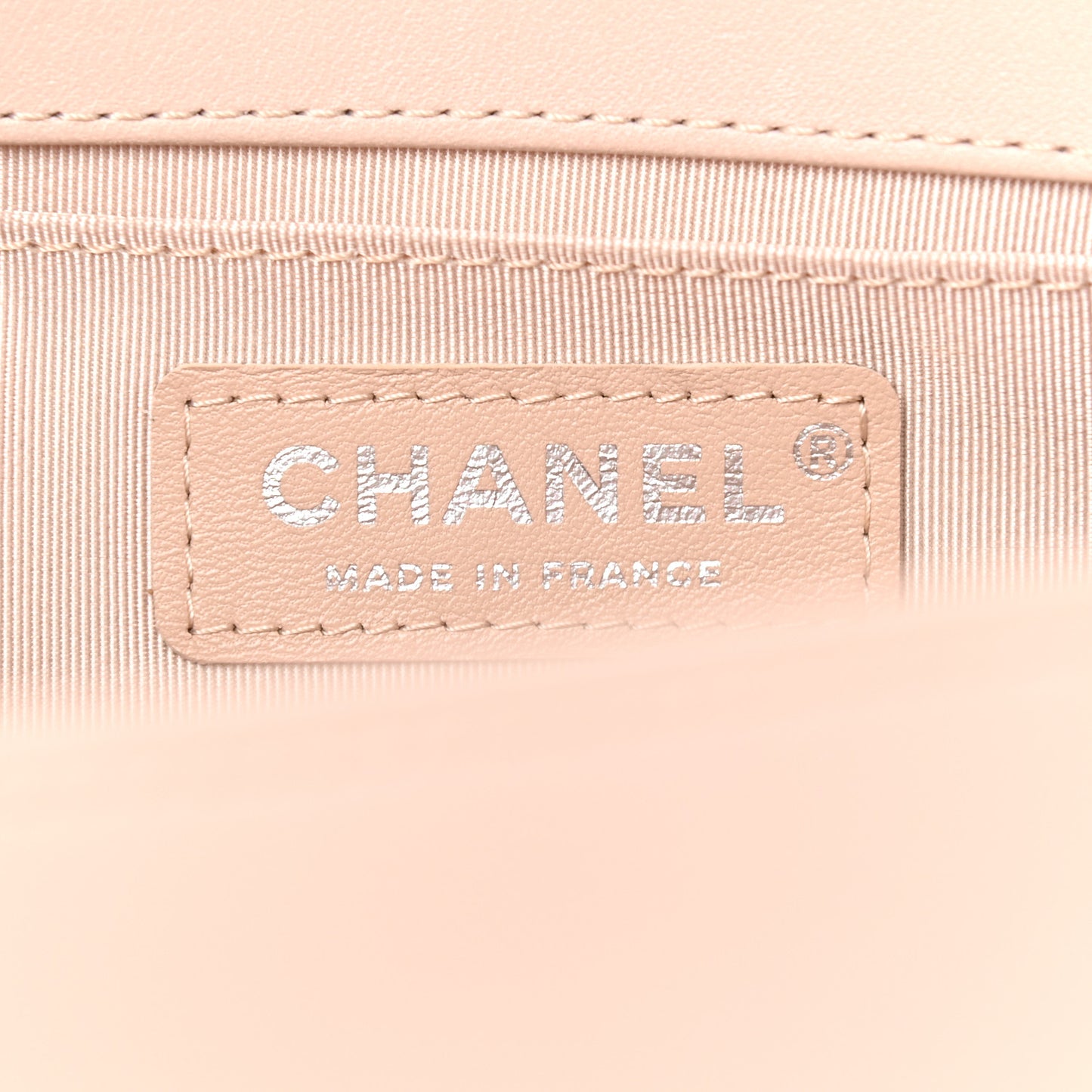 Lambskin Quilted Medium Boy Flap Light Pink