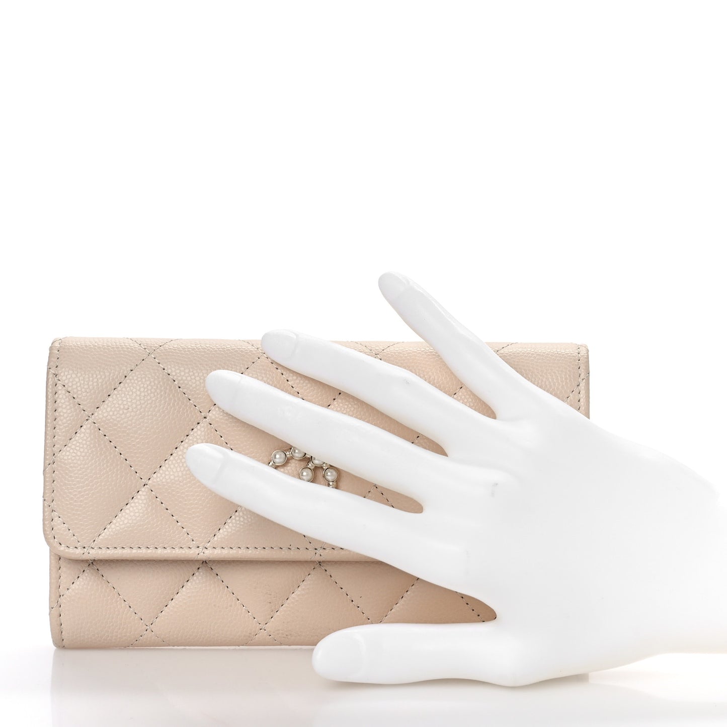 Caviar Pearl Quilted Coco Candy Wallet Beige