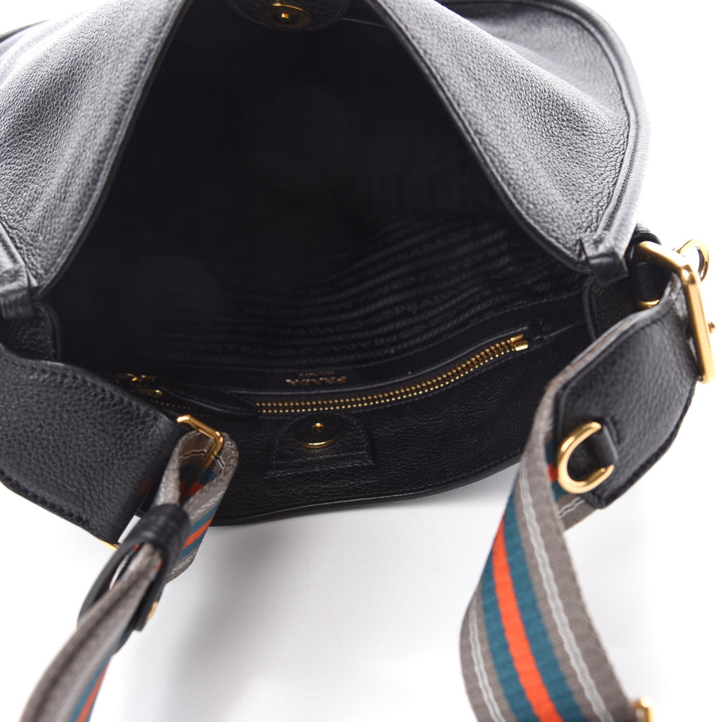 Vitello Daino Hobo Black