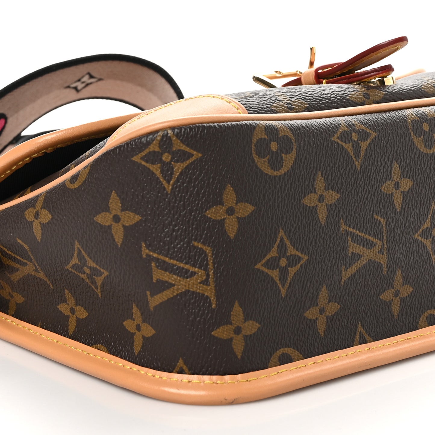 Monogram Diane Black