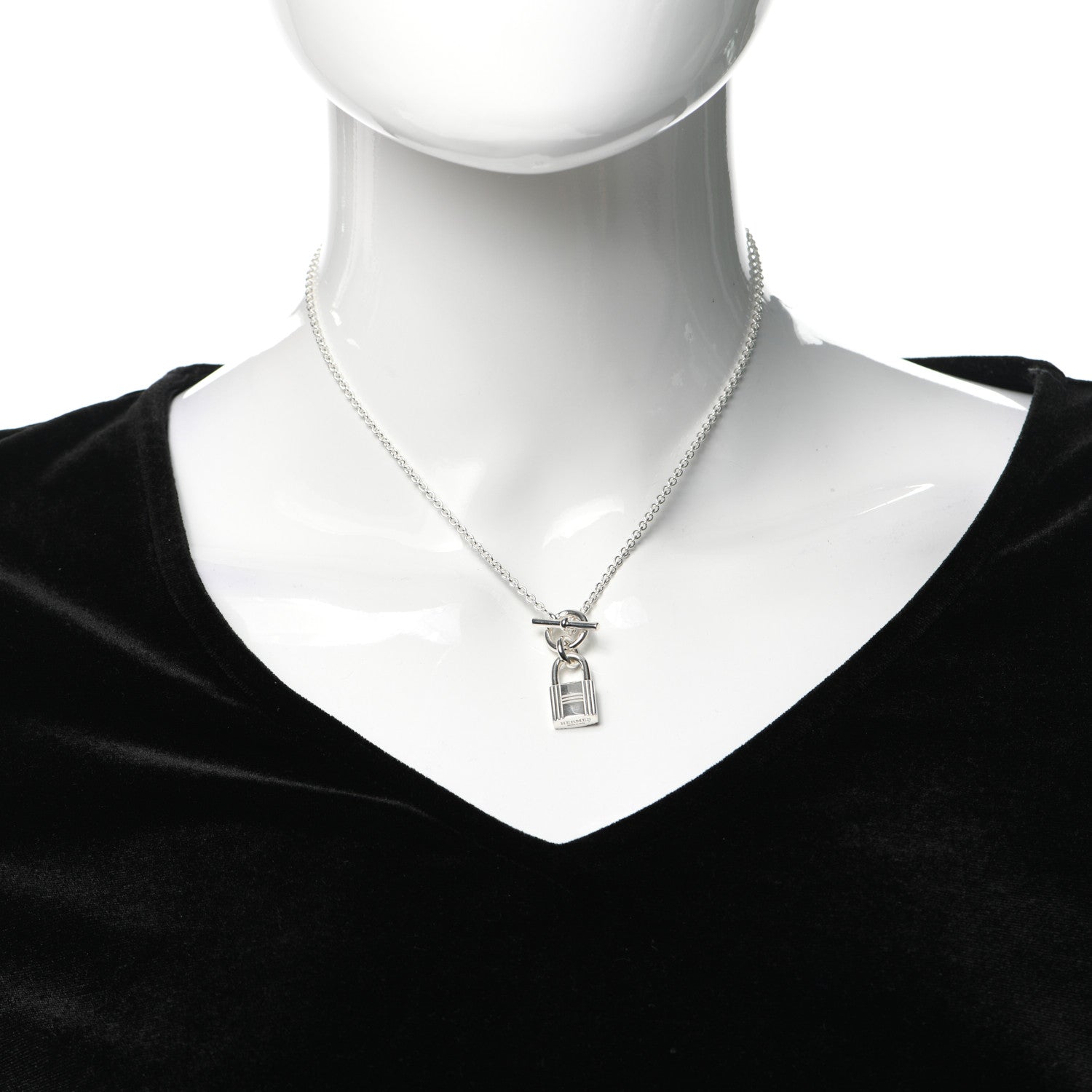 Hermes Sterling Silver Cadenas Kelly Lock Pendant Necklace 2 of 5