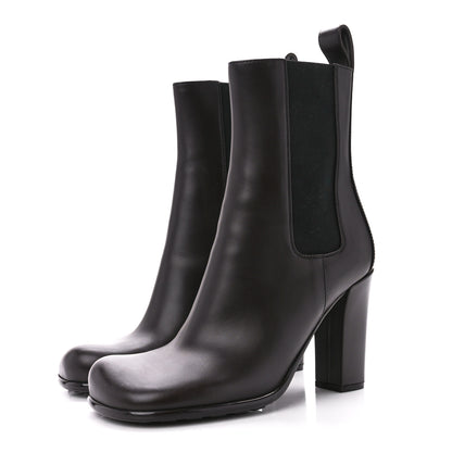 Bottega Veneta Calfskin Storm Chelsea Boots 40 Fondant 2 of 7