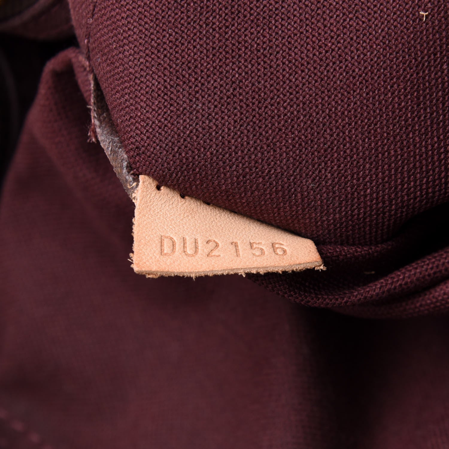 Louis Vuitton Monogram Berri MM 7 of 12