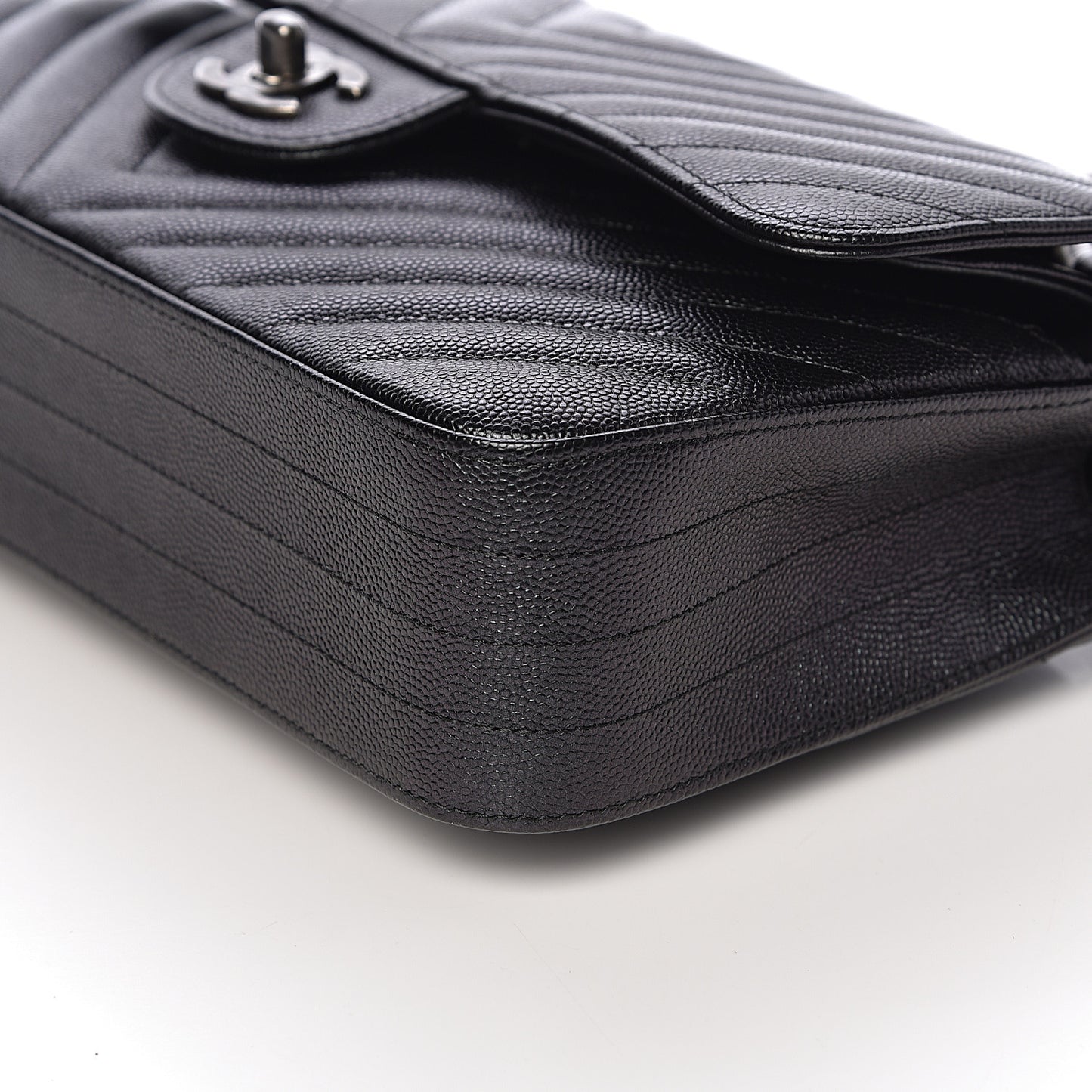 Iridescent Caviar Chevron Quilted Medium Double Flap Black