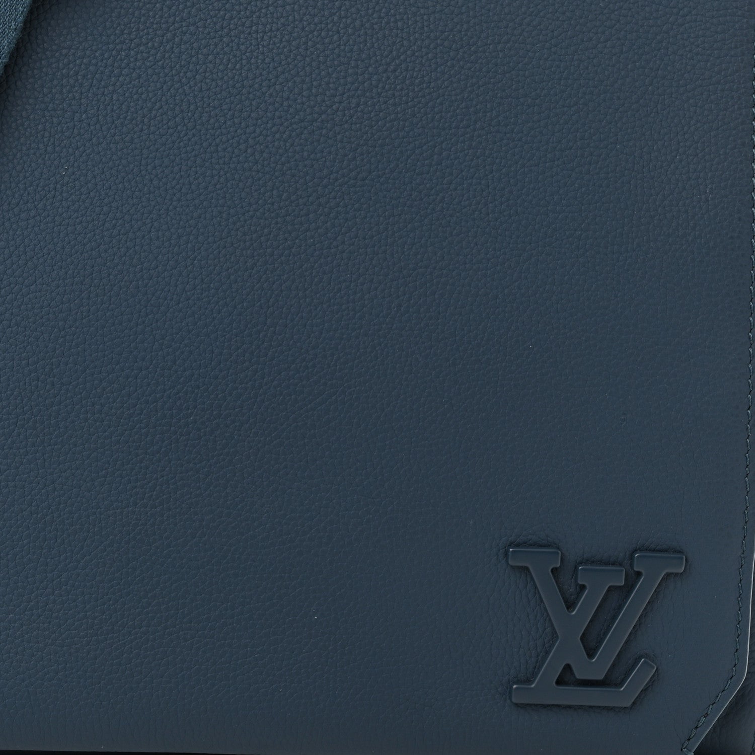 Louis Vuitton Calfskin Aerogram Takeoff Messenger Blue 8 of 10