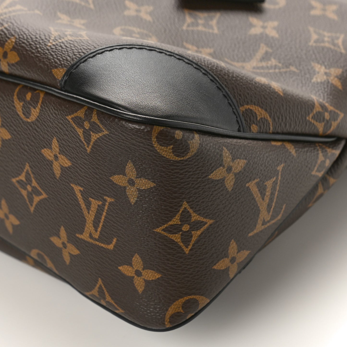 Monogram Odeon MM Black