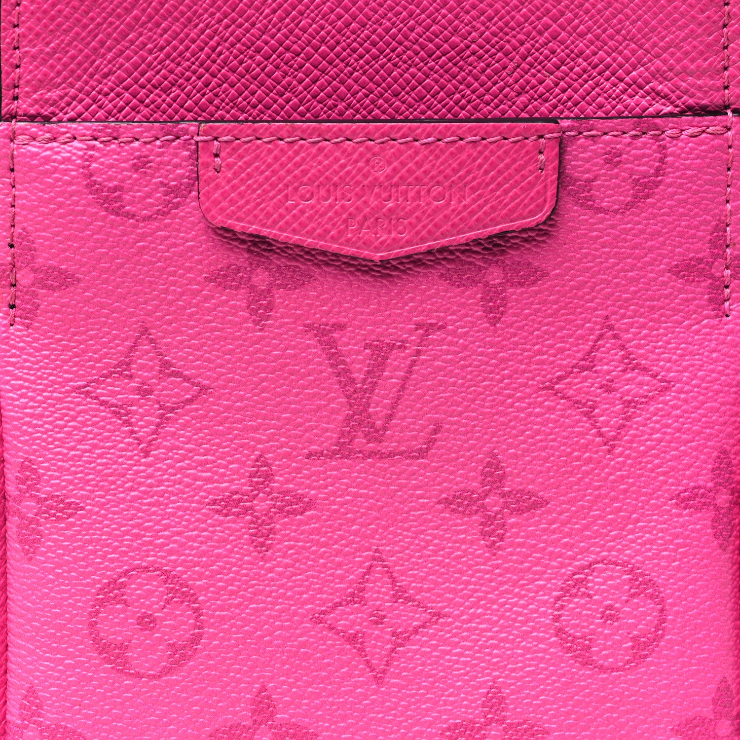 Louis Vuitton Taigarama Outdoor Slingbag Fuchsia 7 of 10