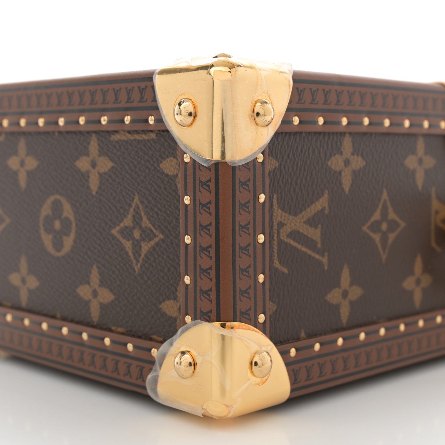 Louis Vuitton Monogram Camera Box 9 of 9