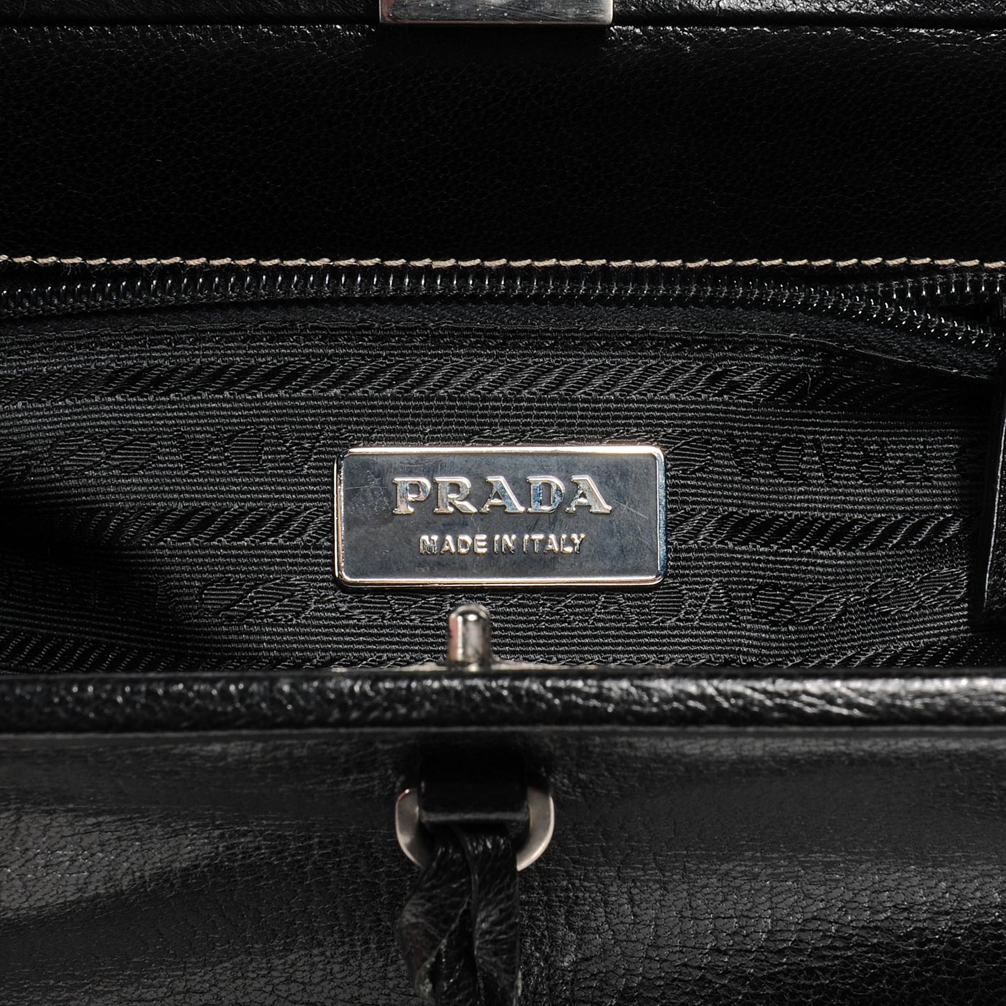 Goatskin Cerniera Doctor Bag Black