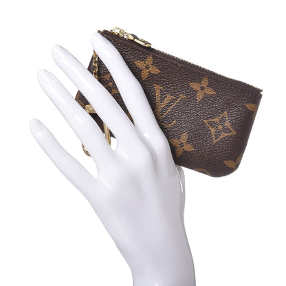 Louis Vuitton Monogram Key Pouch 2 of 6