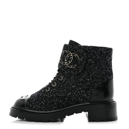 Chanel Tweed Lambskin Quilted Lace Up Combat Boots 41 Black Grey 1 of 9