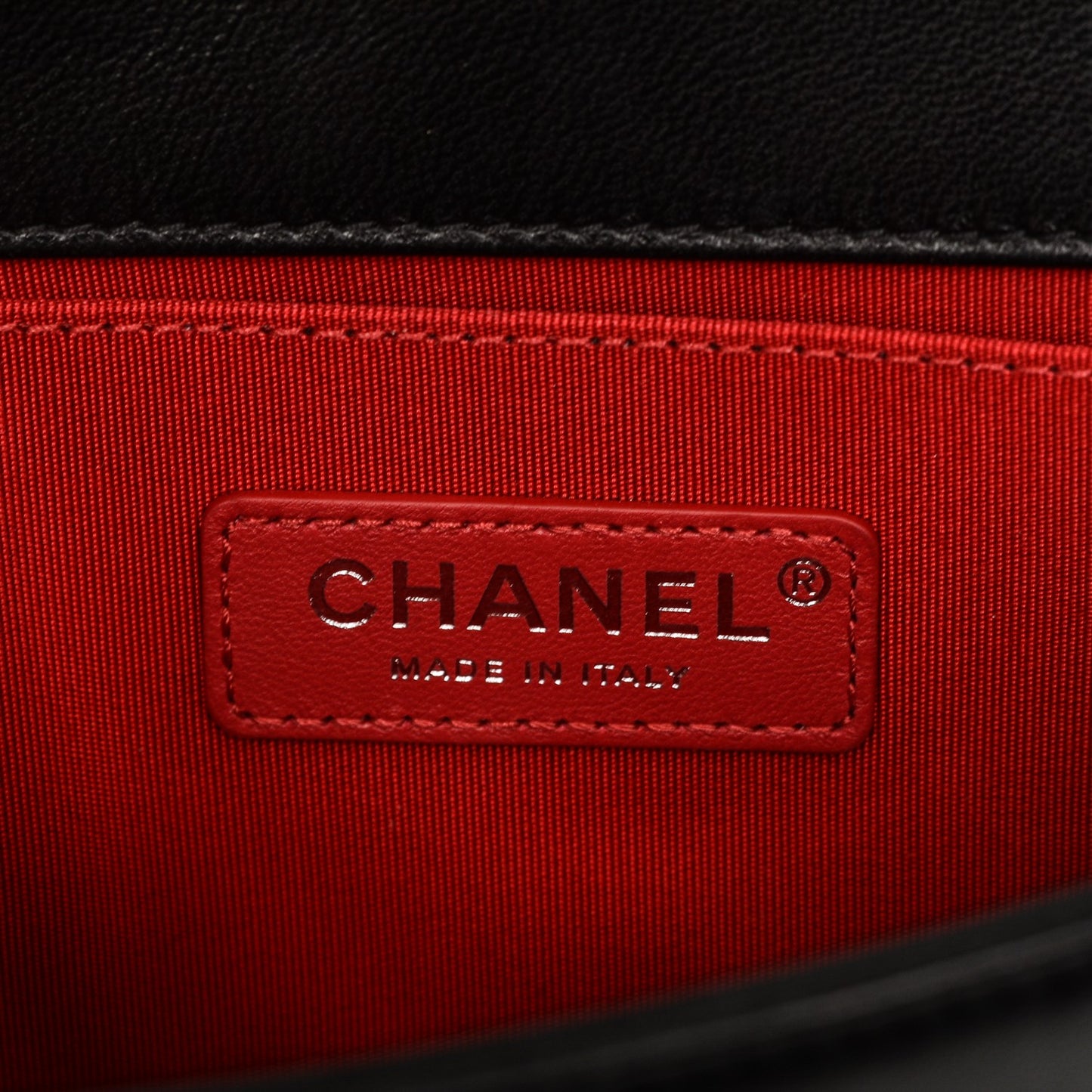 Lambskin Tweed Logo Embroidered Small Boy Flap White Red Black