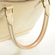 Louis Vuitton Vernis Alma GM Blanc Corail 7 of 16