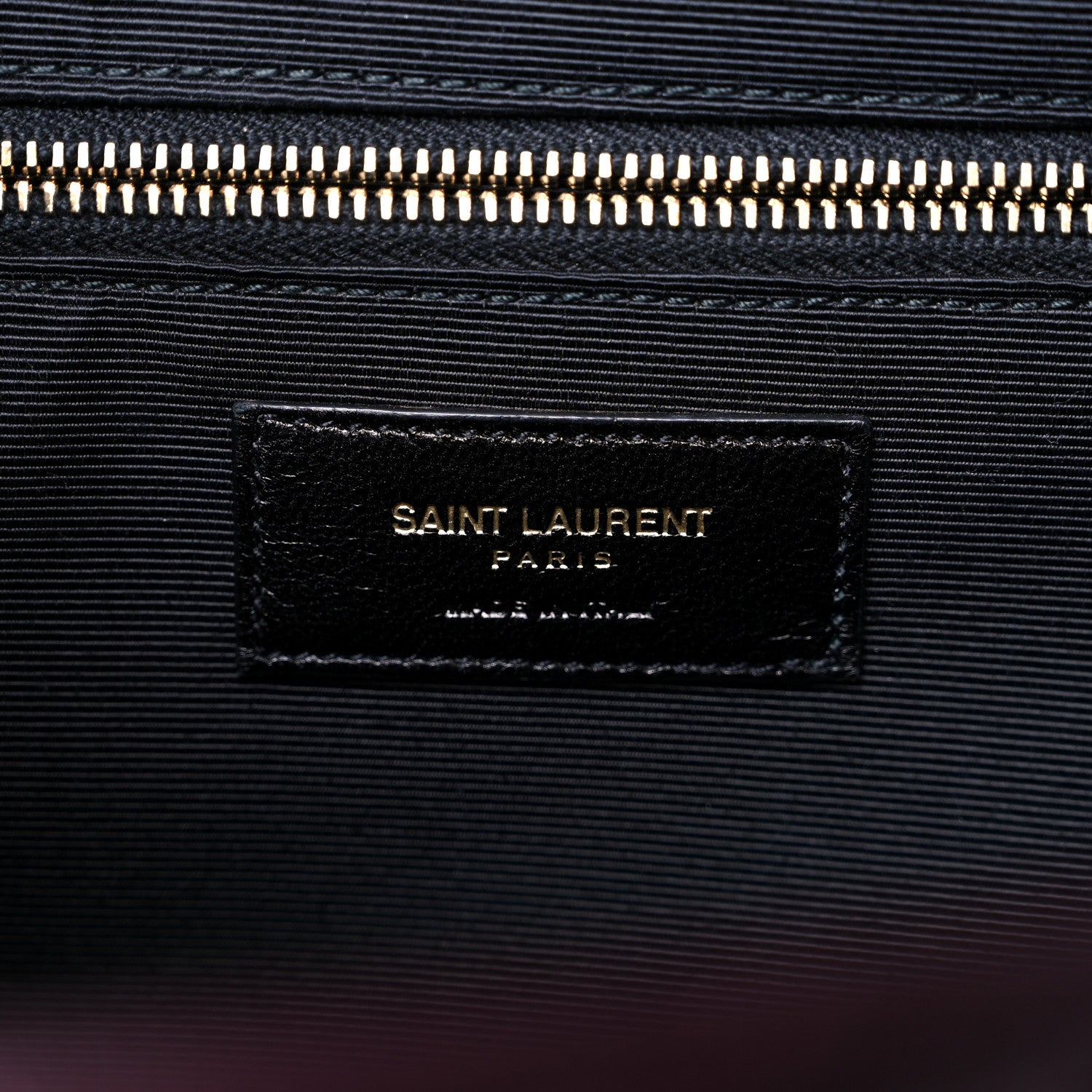 Saint Laurent Grain De Poudre Matelasse Chevron Large Monogram Satchel Rouge Legion 6 of 10