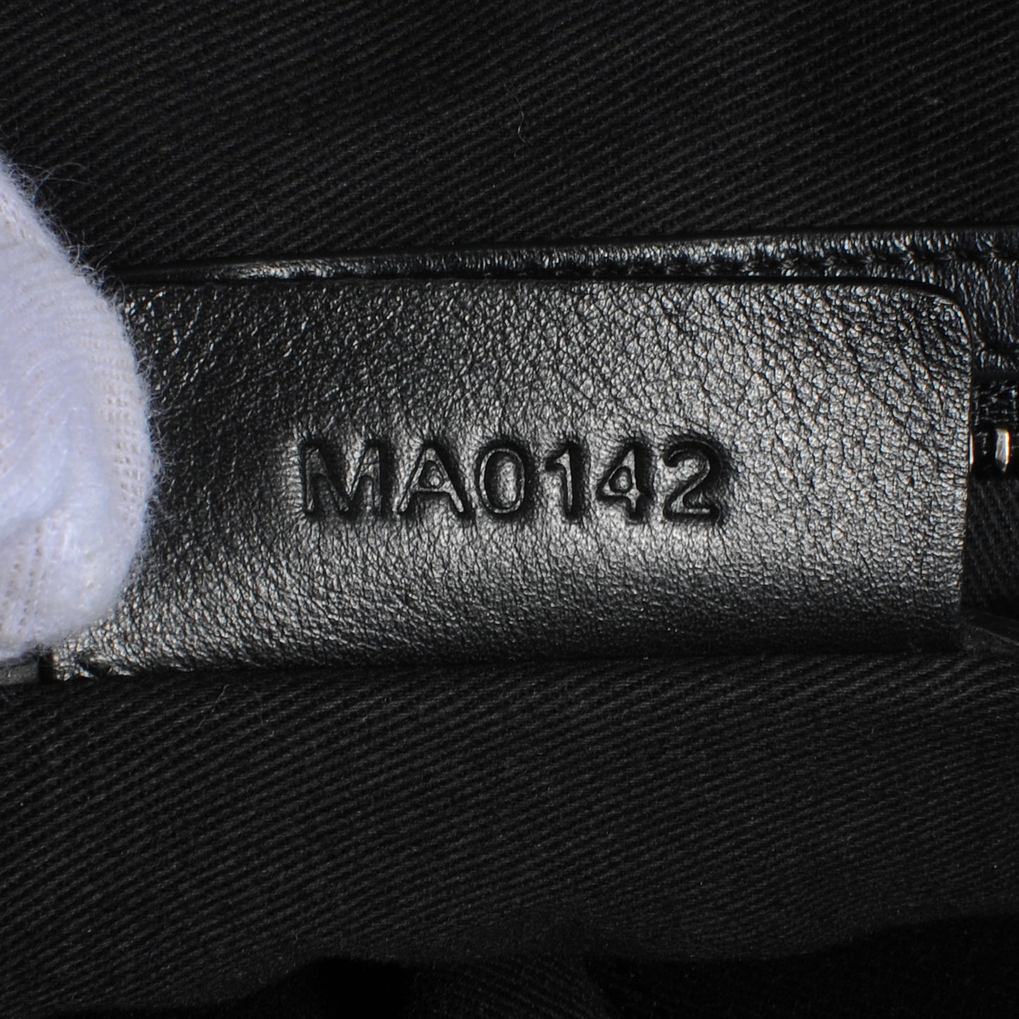 Leather Medium Nightingale Black