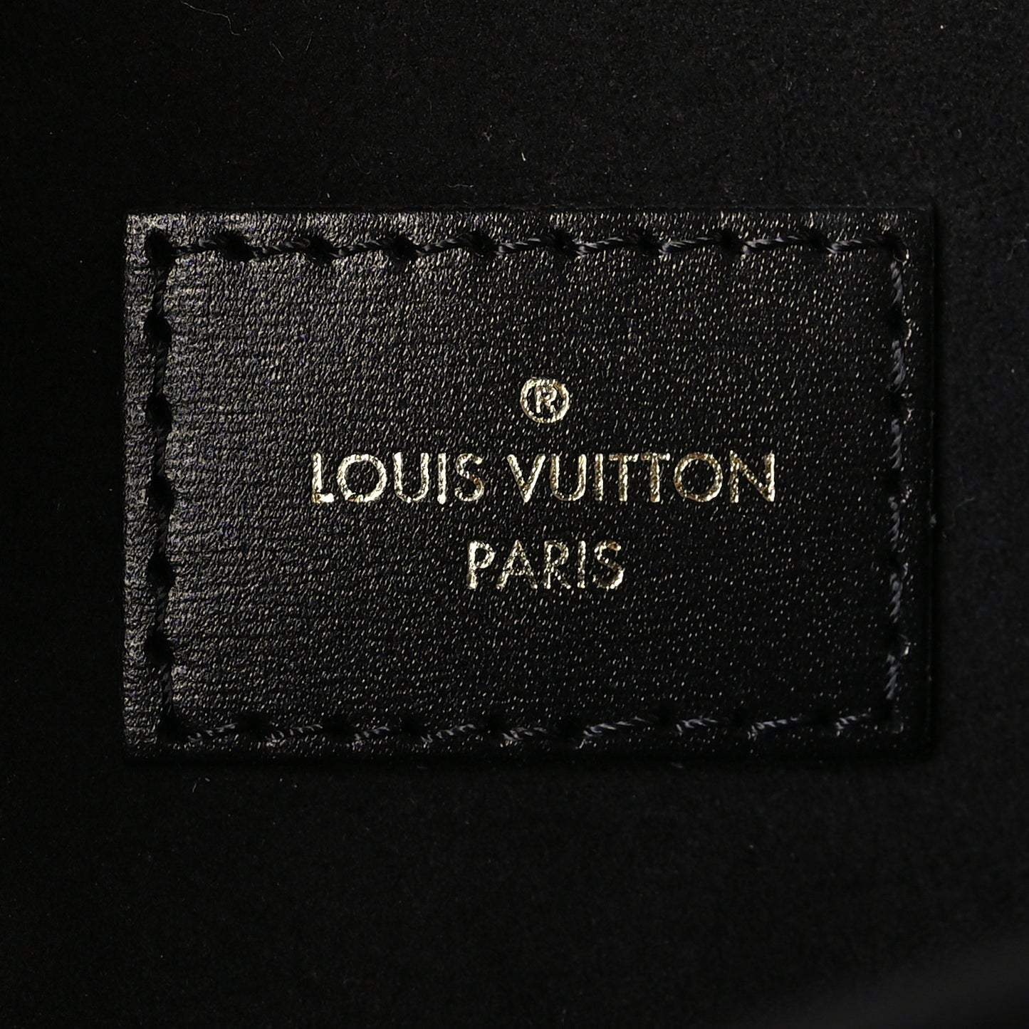 Reverse Monogram Pochette Metis