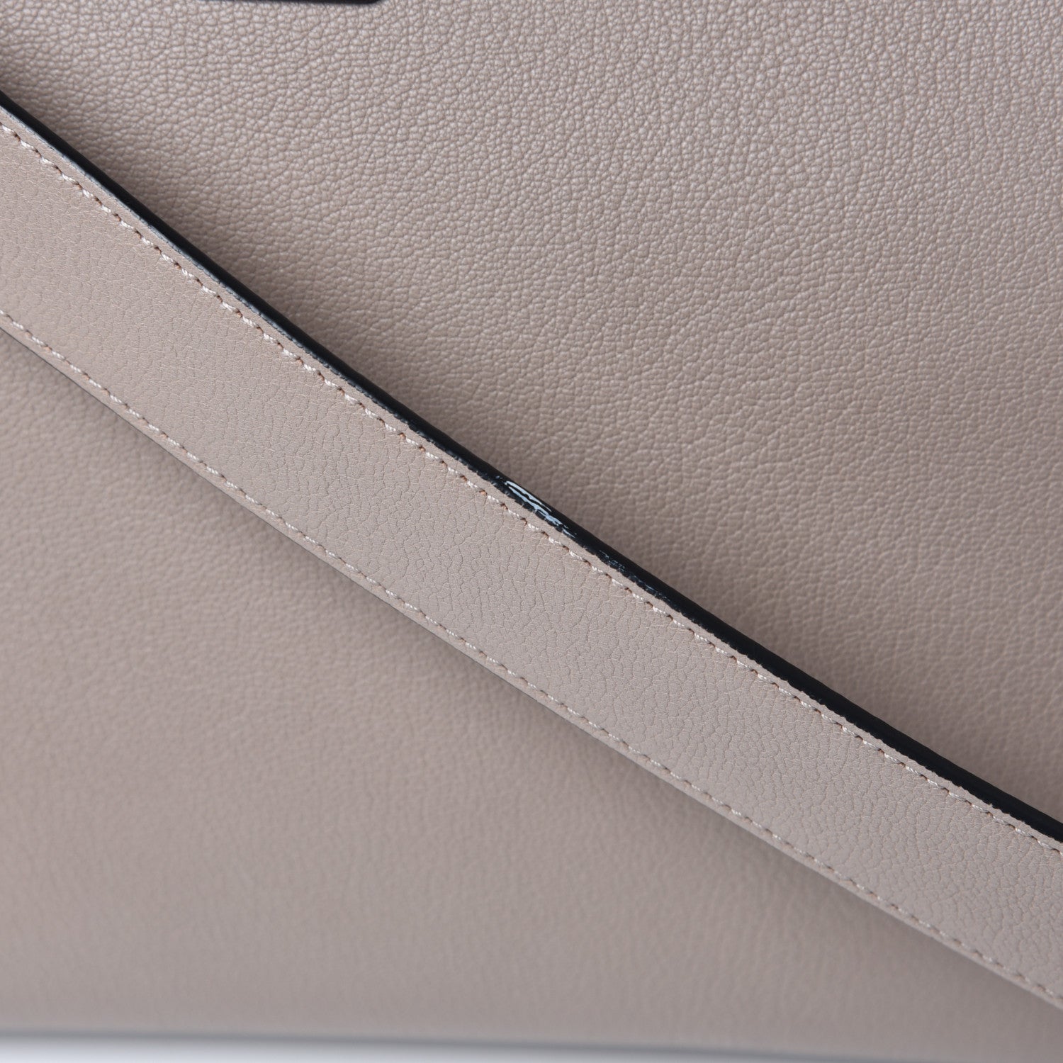 Givenchy Sugar Goatskin Medium Antigona Mastic 7 of 9