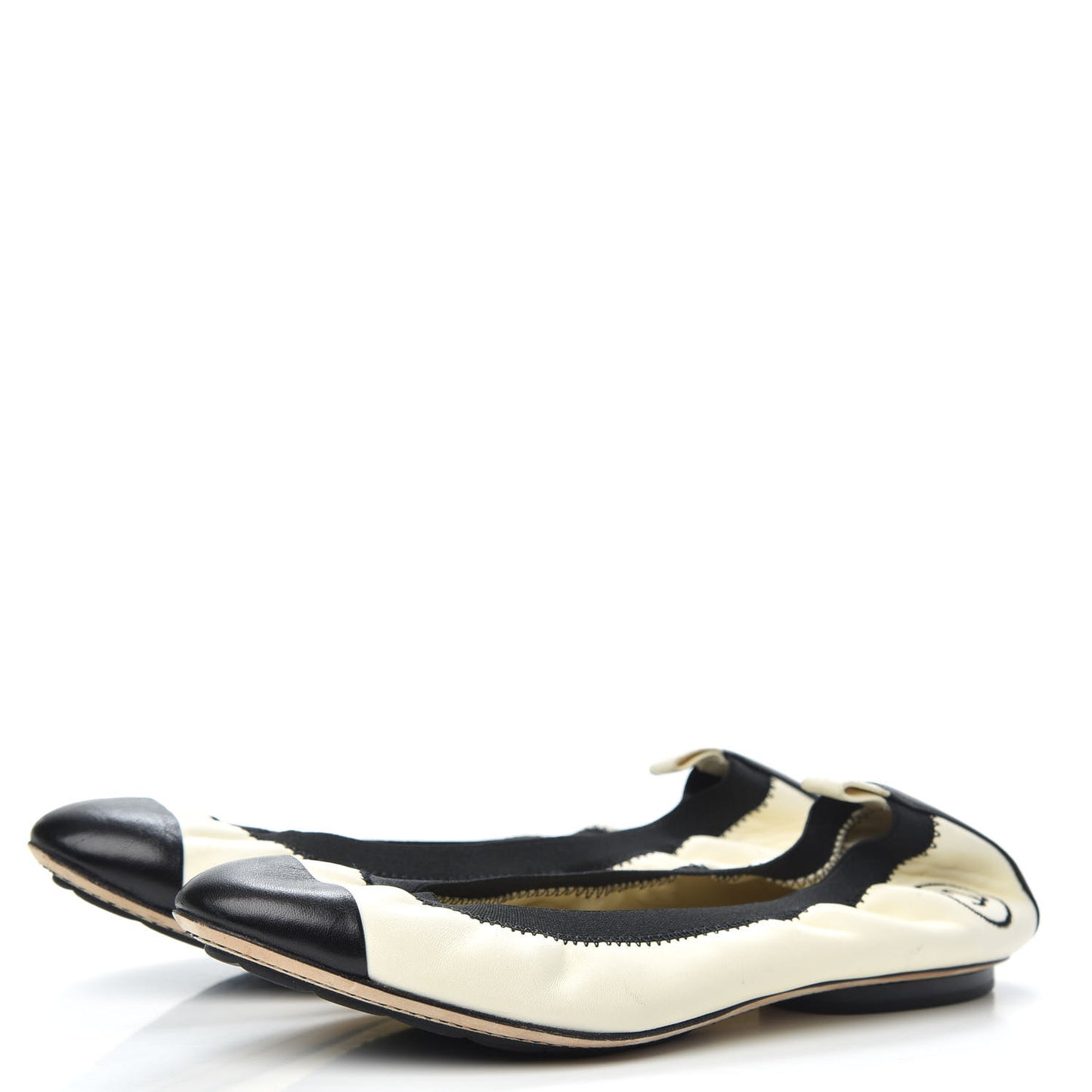 Lambskin CC Elastic Cap Toe Ballerina Flats 37 Off White Black