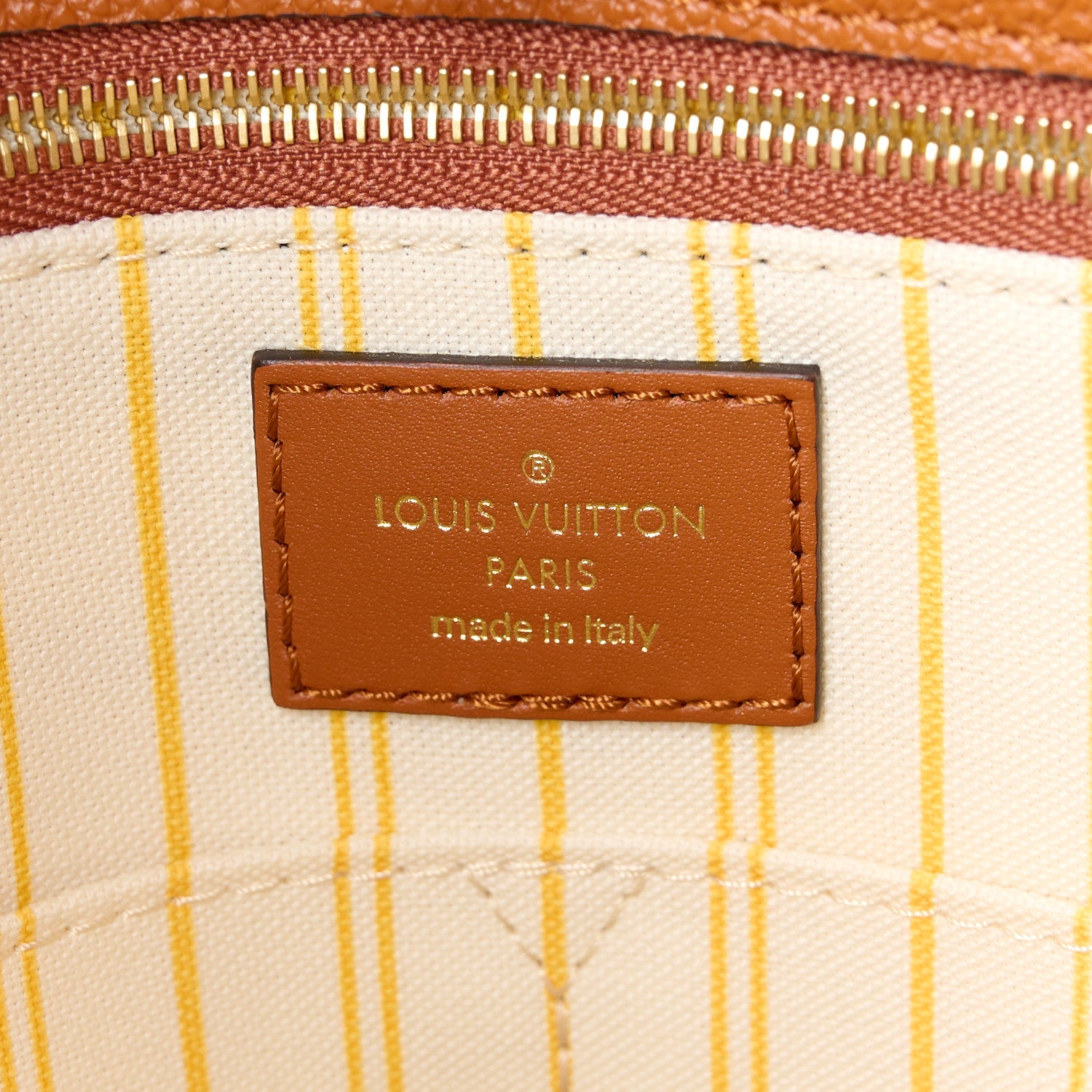 Louis Vuitton Raffia Calfskin Monogram Giant Onthego MM Tan 7 of 11