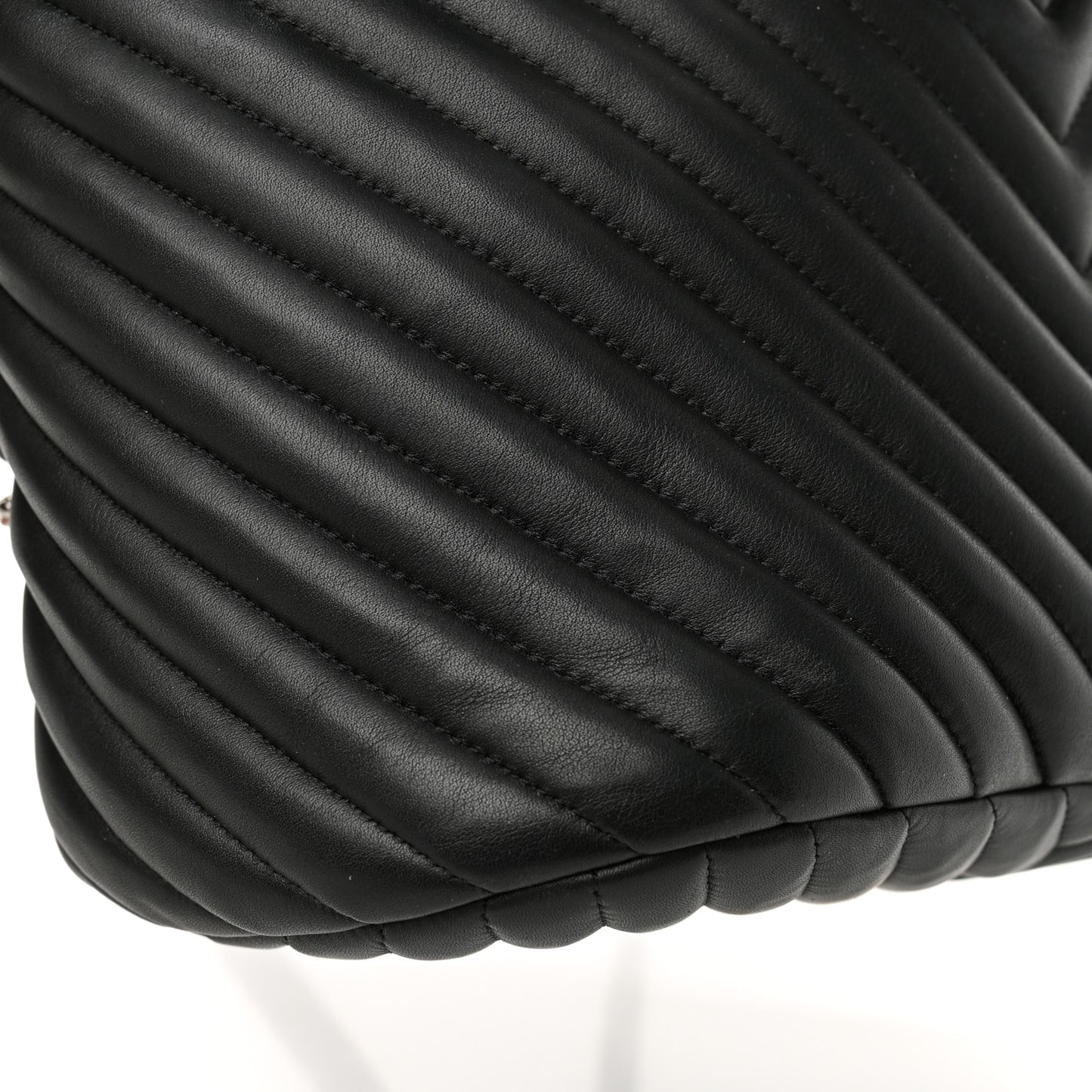 Calfskin Chevron Quilted Large Urban Spirit Backpack Black