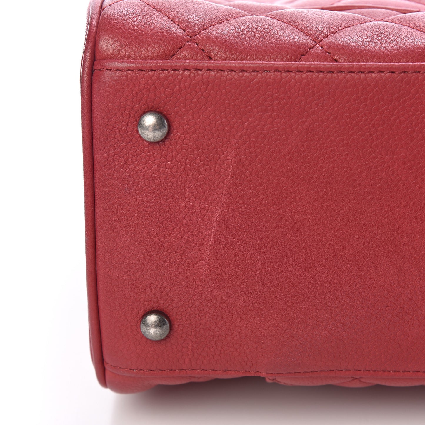 Caviar Quilted Large Casual Pocket Tote Red