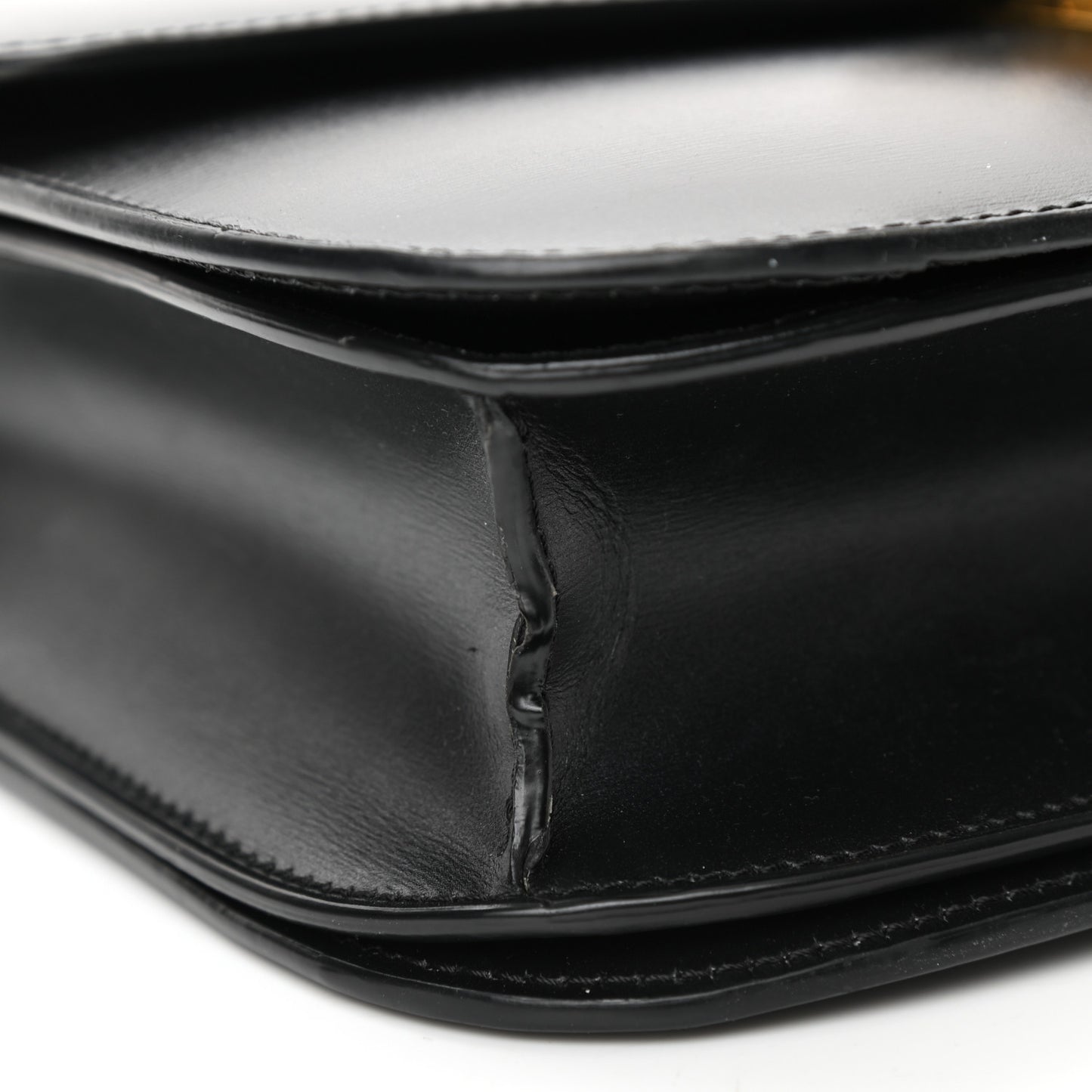 Box Calfskin Medium Classic Box Flap Black