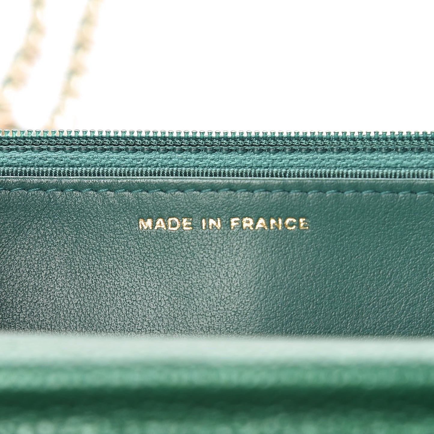 Metallic Caviar Quilted Wallet On Chain WOC Green