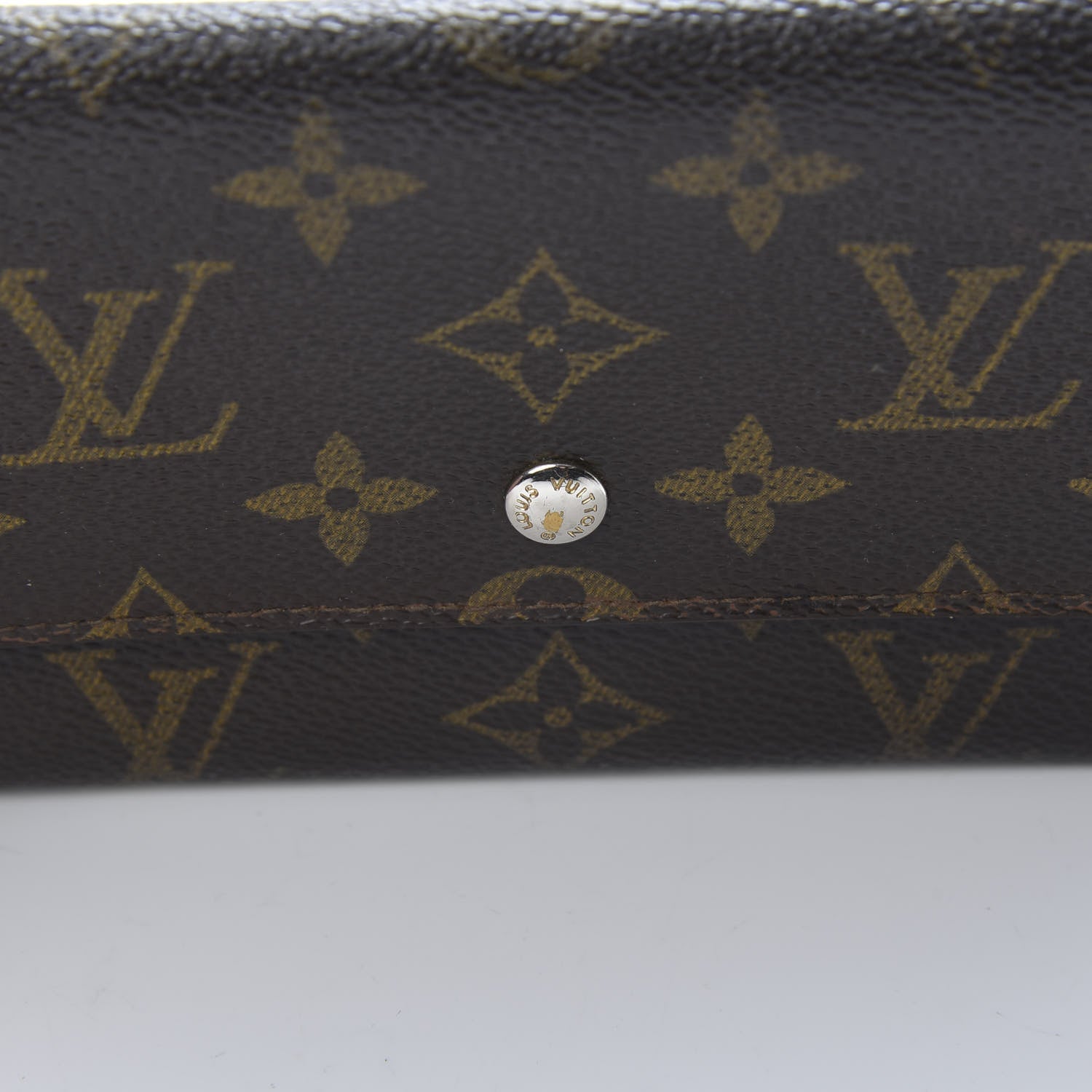 Louis Vuitton Monogram Sarah Wallet 20 of 20